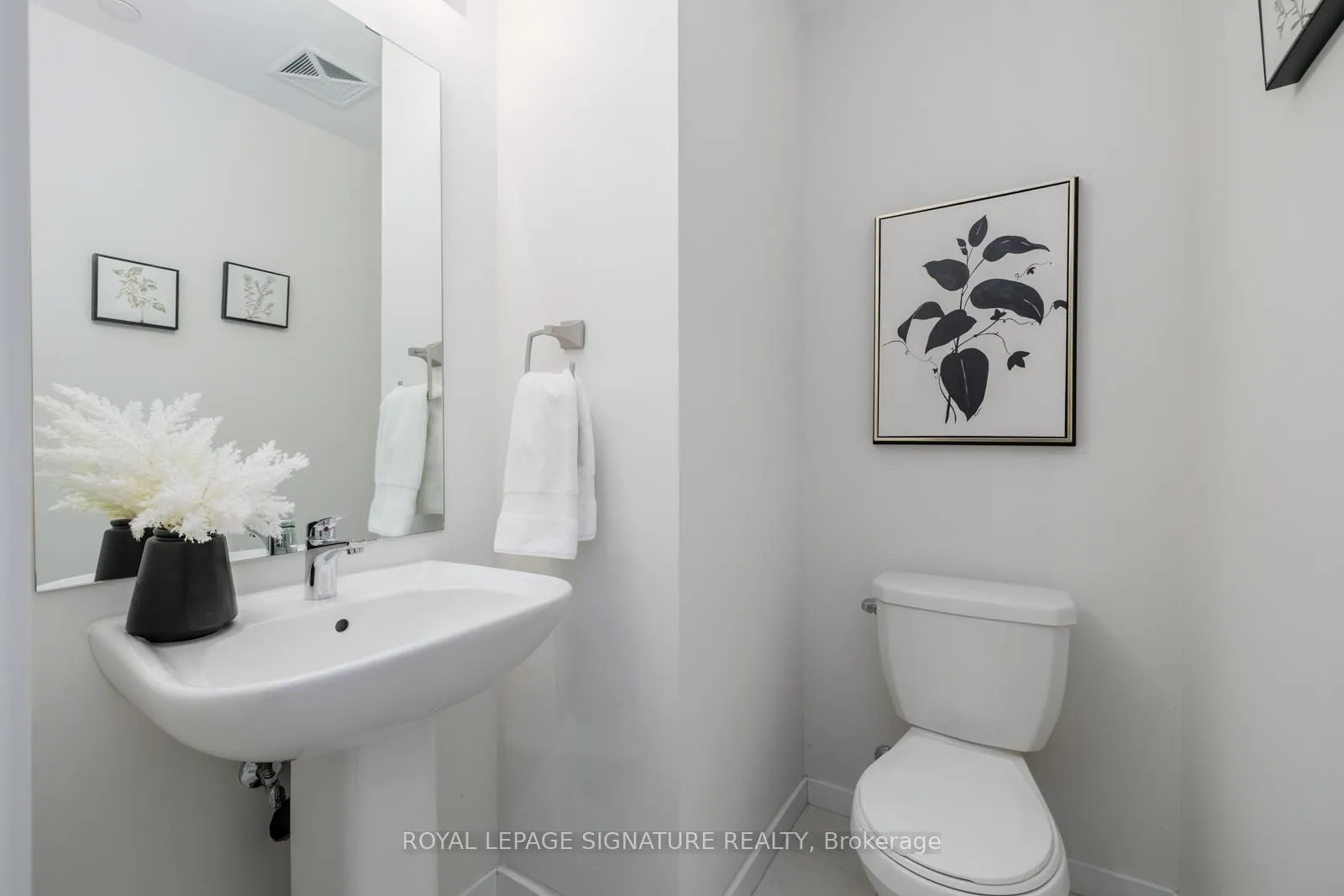 Photo 13 of Unit 73, 400 Alex Gardner Circle, Aurora, Aurora Village — HOMEH