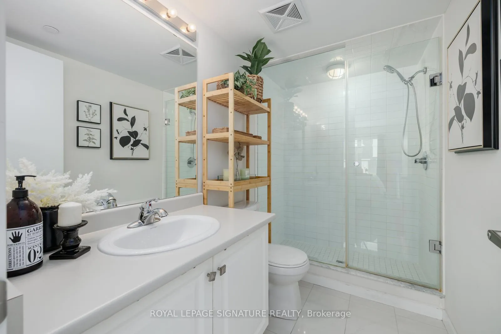 Photo 18 of Unit 73, 400 Alex Gardner Circle, Aurora, Aurora Village — HOMEH