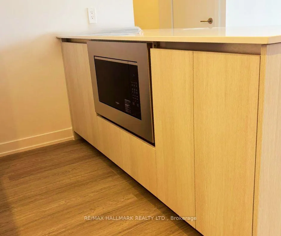 Photo 5 of Unit 323, 8188 Yonge Street, Vaughan, Uplands — HOMEH