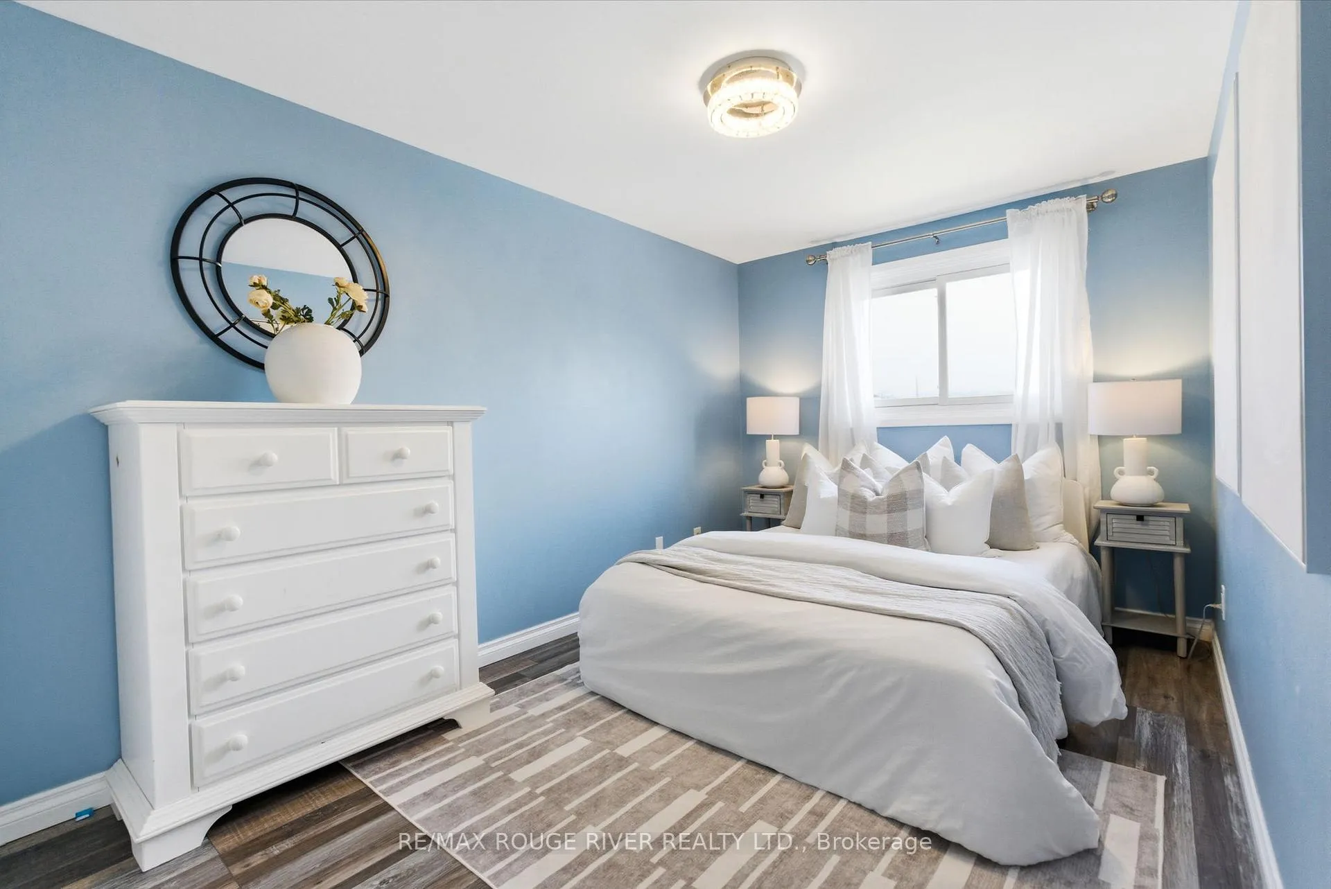 Photo 16 of 238 Waverly Street S, Oshawa, Vanier — HOMEH