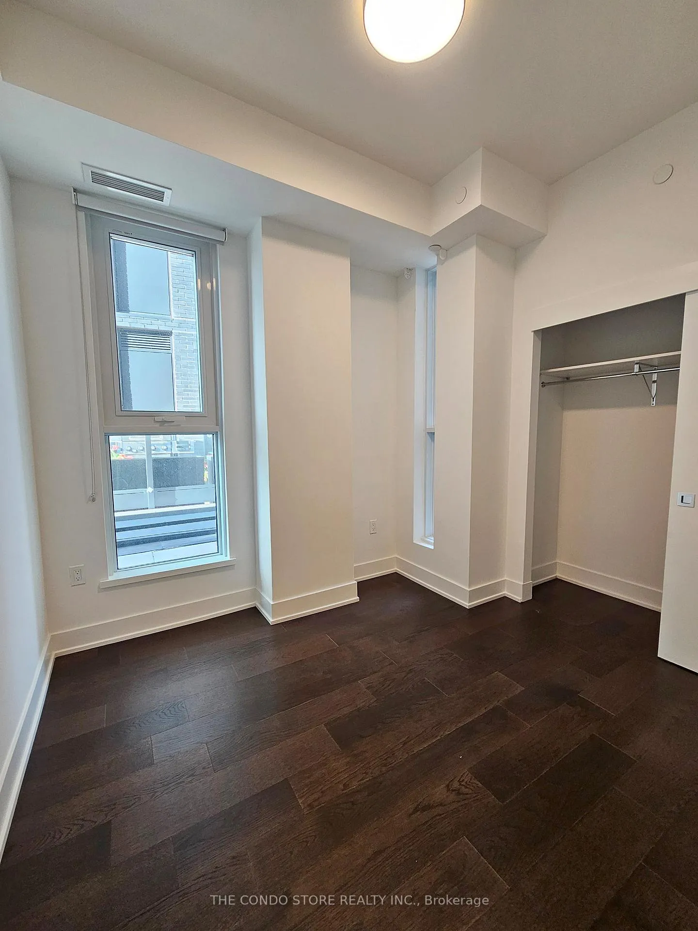 Photo 6 of Unit 803, 8 Manor Road W, Toronto, Yonge-Eglinton — HOMEH