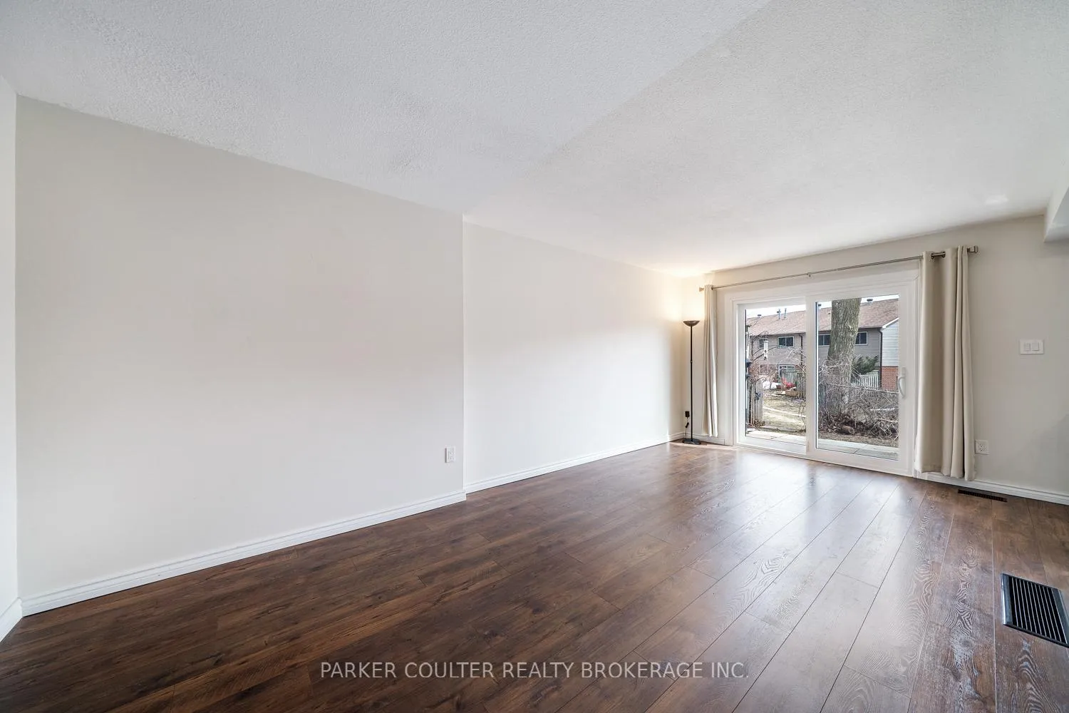 Photo 5 of Unit 62, 441 Barrie Road, Orillia — HOMEH