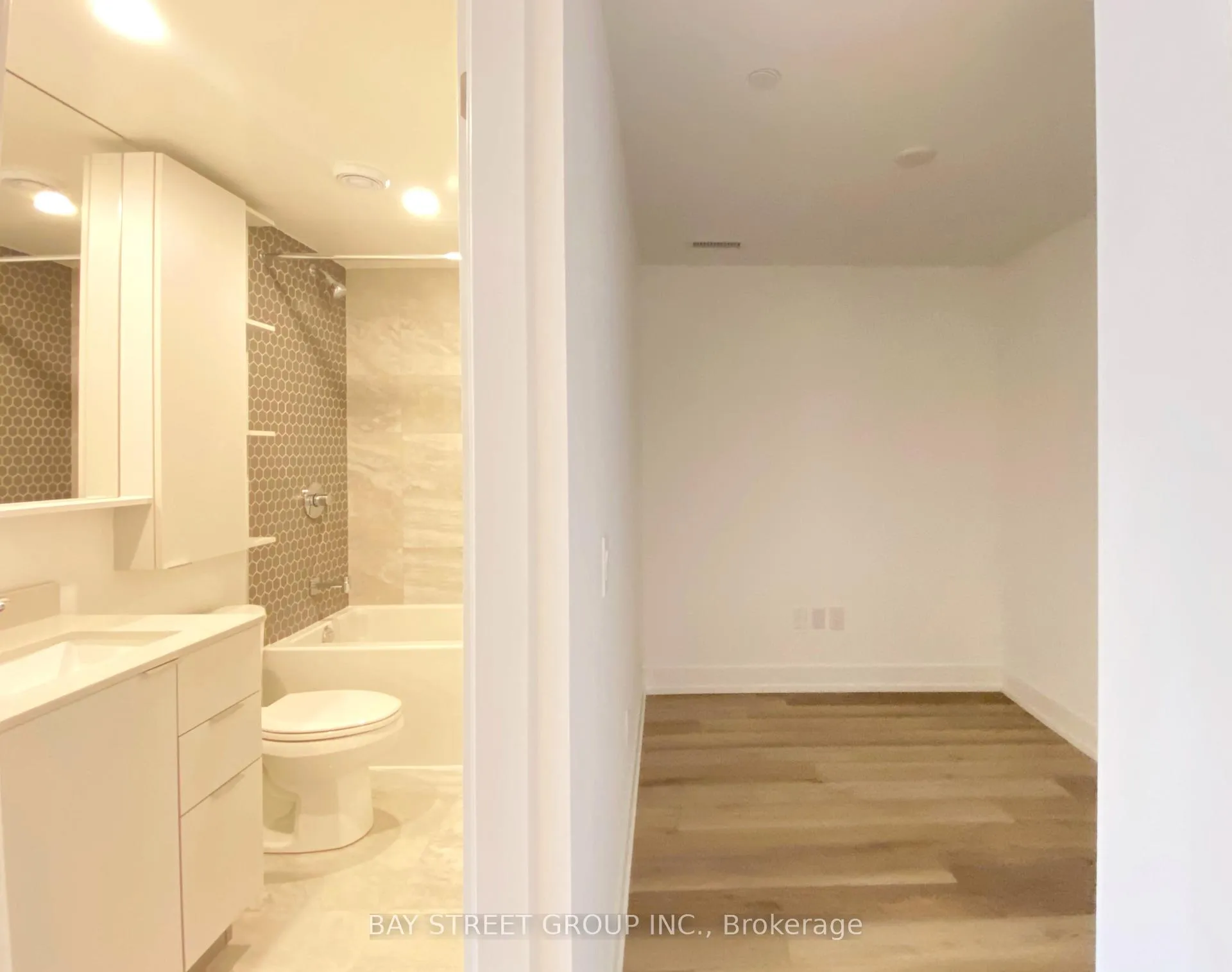 Photo 4 of Unit 617, 9 Clegg Road, Markham, Unionville — HOMEH