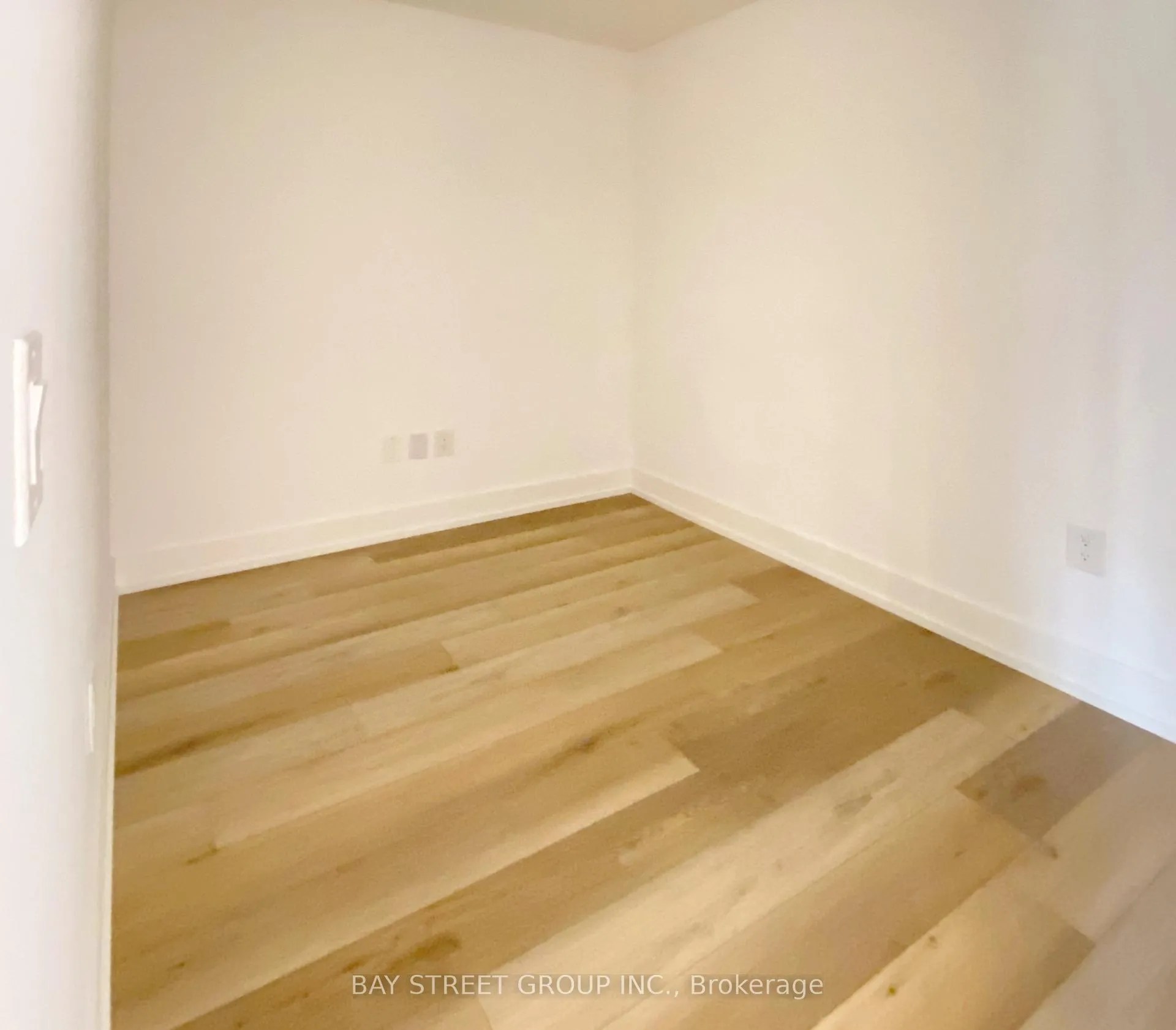 Photo 5 of Unit 617, 9 Clegg Road, Markham, Unionville — HOMEH