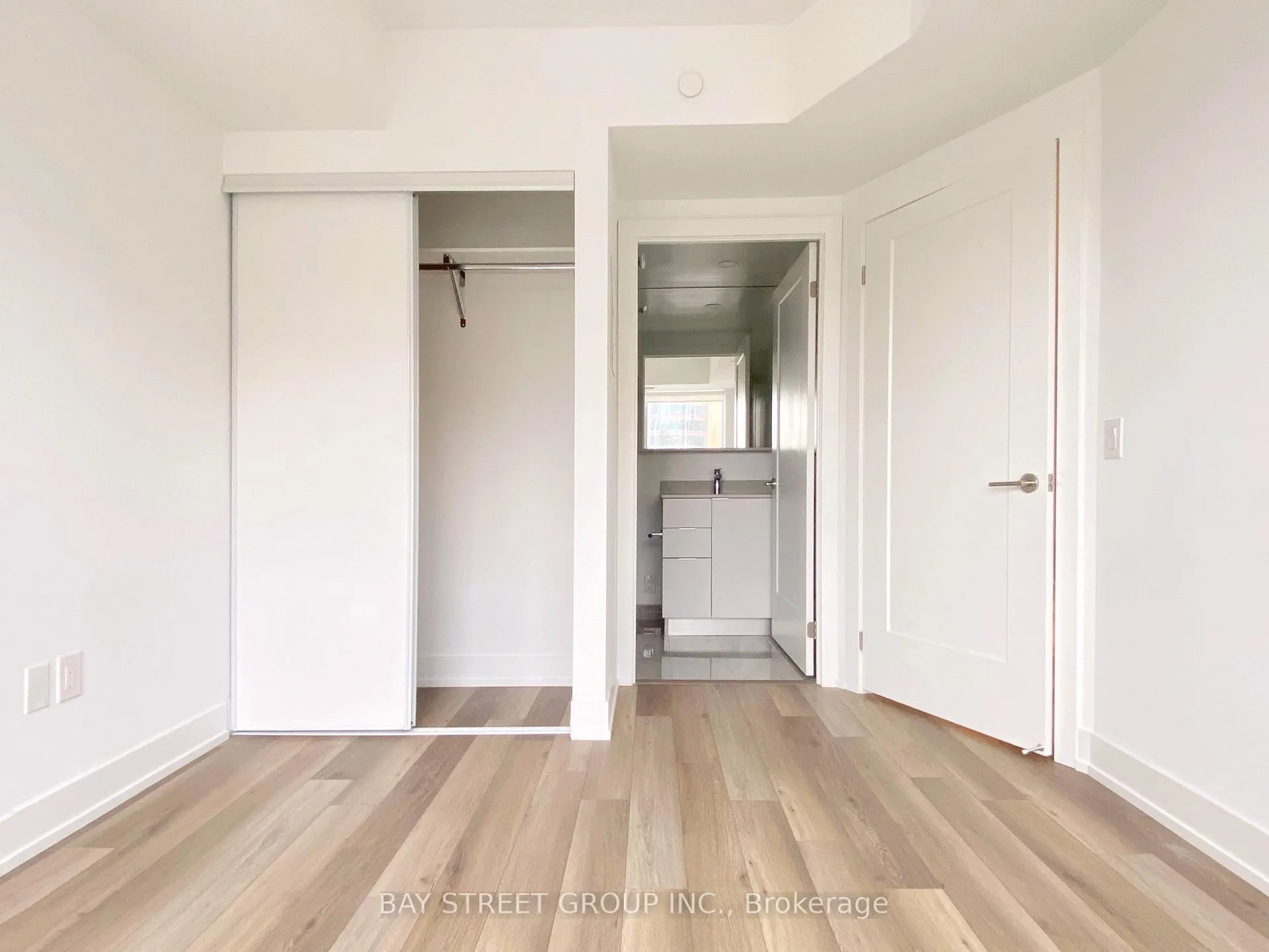 Photo 6 of Unit 617, 9 Clegg Road, Markham, Unionville — HOMEH