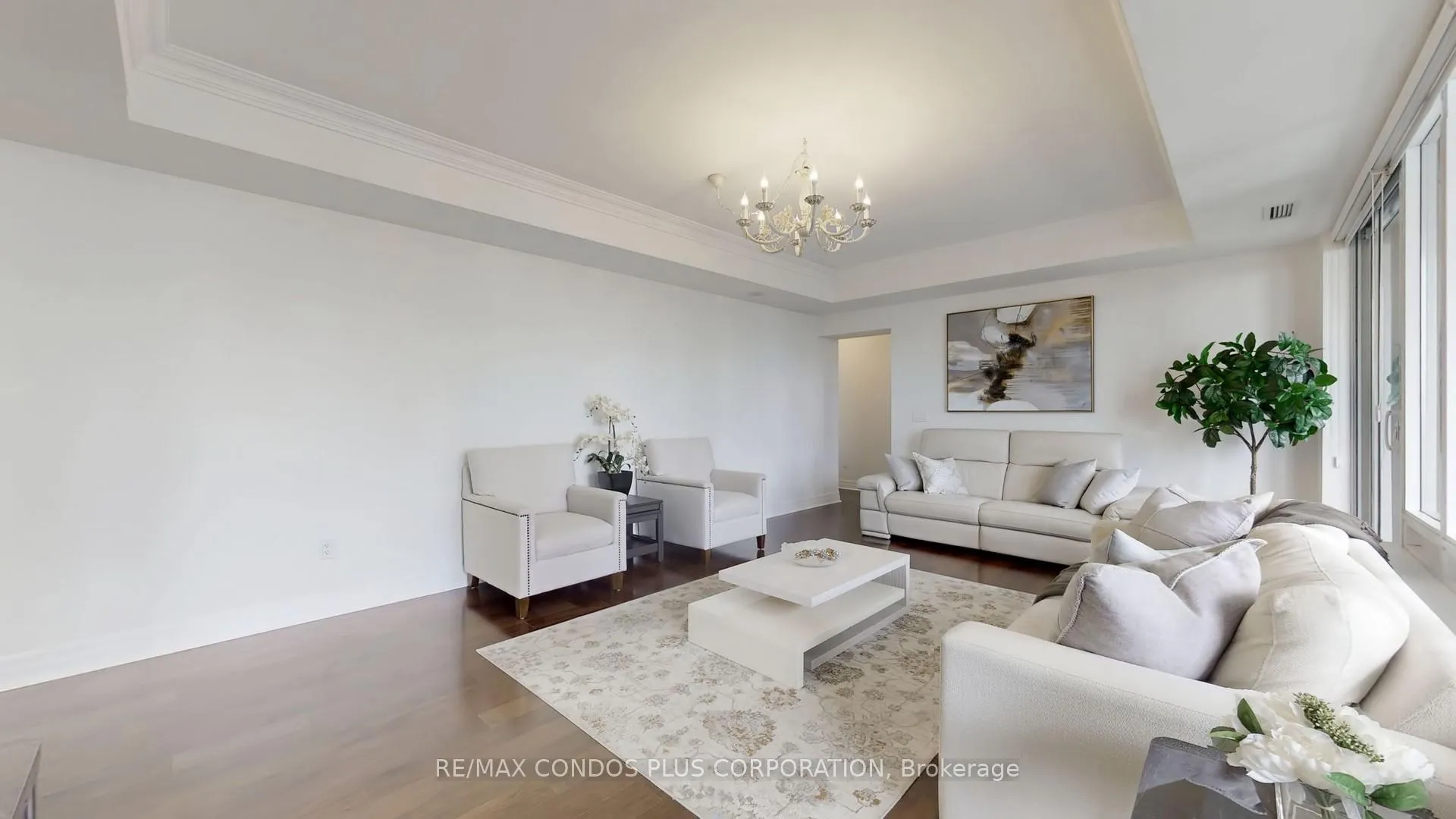 Photo 4 of Unit 3302, 35 Balmuto Street, Toronto, Bay Street Corridor — HOMEH