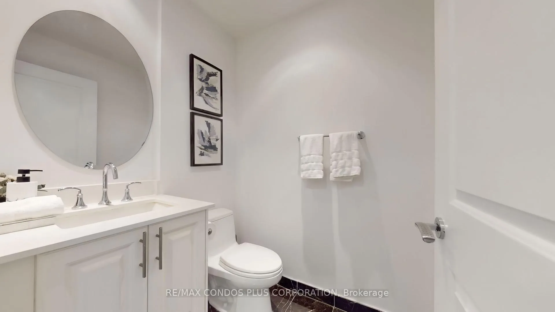 Photo 31 of Unit 3302, 35 Balmuto Street, Toronto, Bay Street Corridor — HOMEH