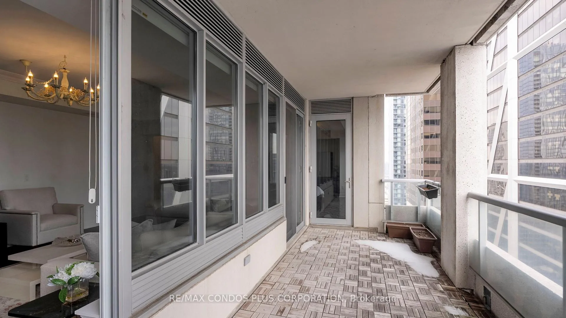 Photo 35 of Unit 3302, 35 Balmuto Street, Toronto, Bay Street Corridor — HOMEH