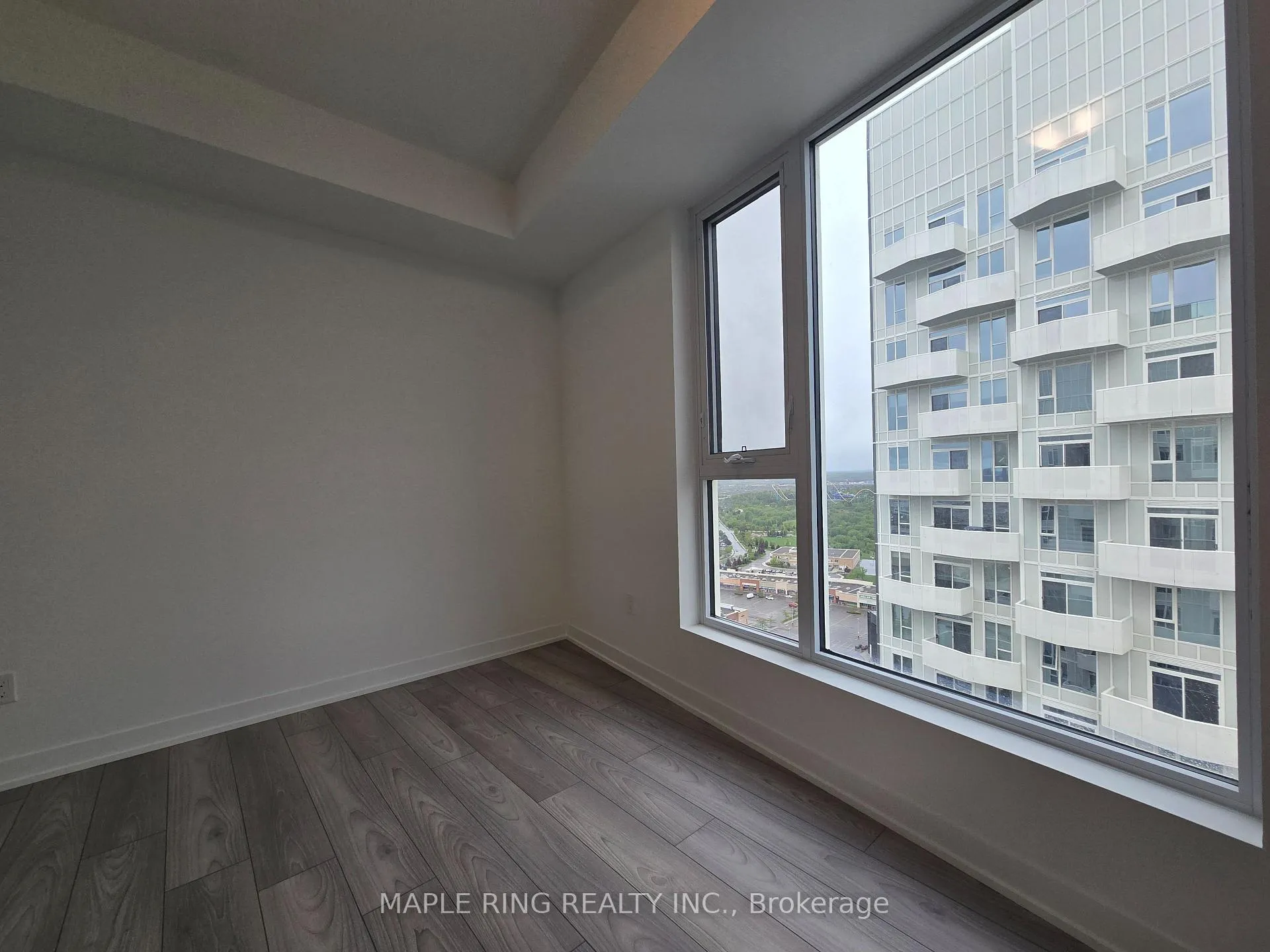 Photo 6 of Unit 2611, 10 Abeja Street, Vaughan, Concord — HOMEH