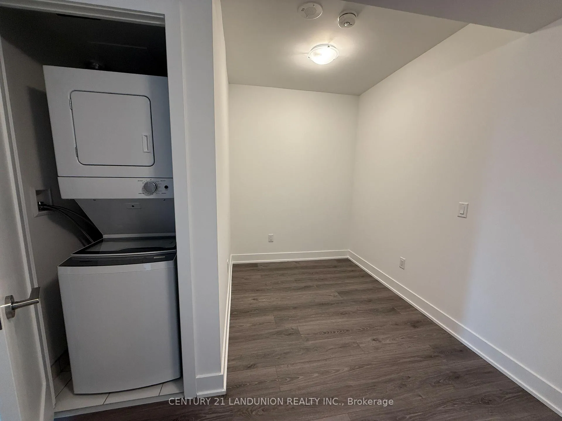 Photo 19 of Unit 712, 2545 Simcoe Street N, Oshawa, Windfields — HOMEH