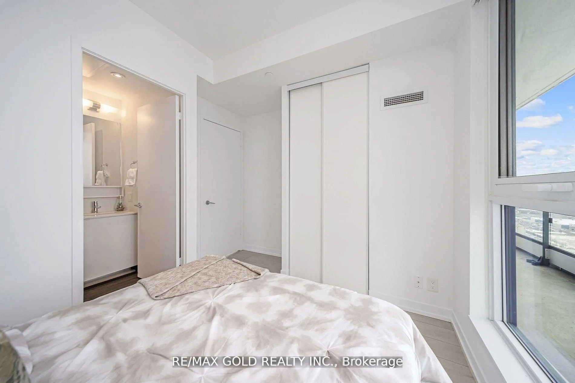 Photo 35 of Unit 3110, 5 Buttermill Avenue, Vaughan, Vaughan Corporate Centre — HOMEH