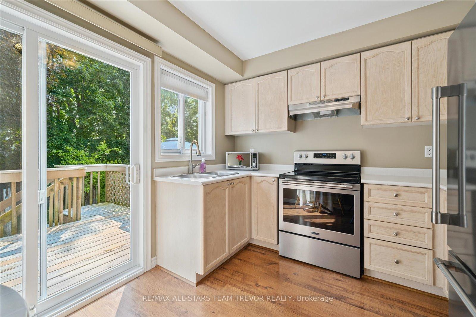 Photo 7 of 68 Kyle Crescent, Georgina, Keswick North — HOMEH
