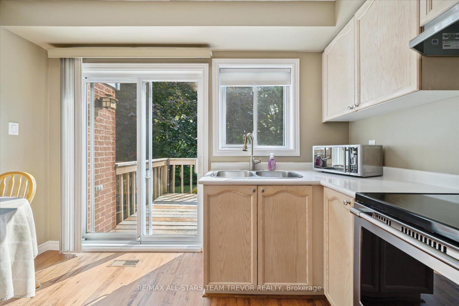 Photo 8 of 68 Kyle Crescent, Georgina, Keswick North — HOMEH