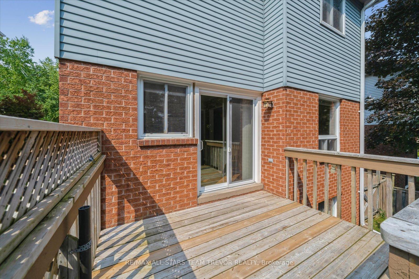 Photo 30 of 68 Kyle Crescent, Georgina, Keswick North — HOMEH