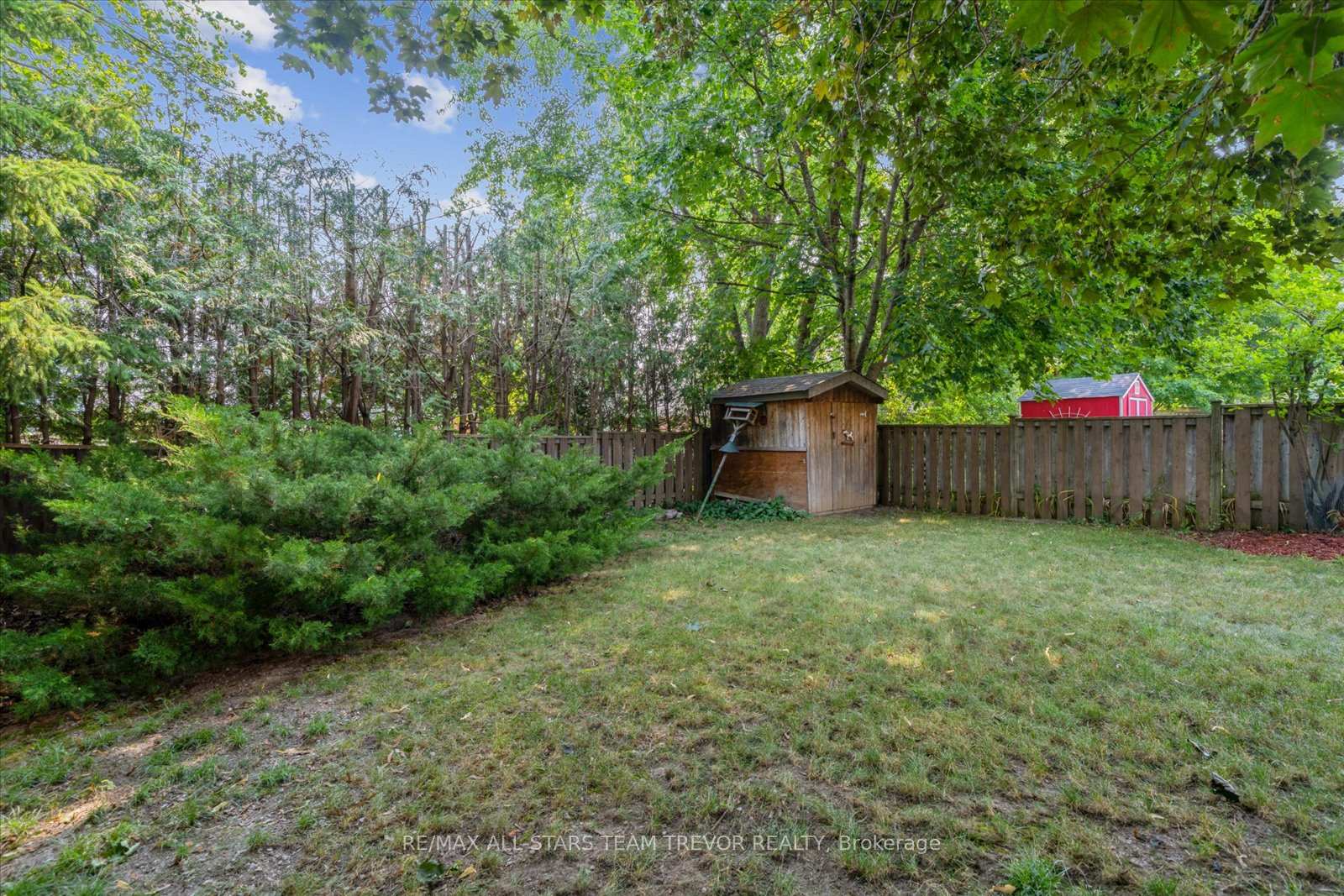 Photo 33 of 68 Kyle Crescent, Georgina, Keswick North — HOMEH