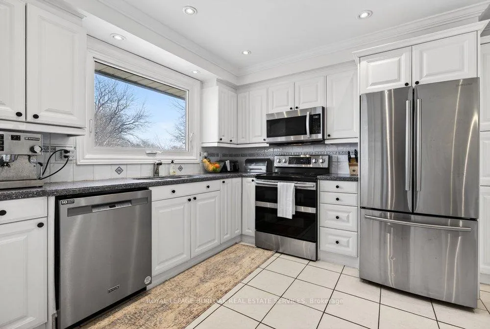 Photo 13 of 578 Holly Hill Crescent, Burlington, Appleby — HOMEH