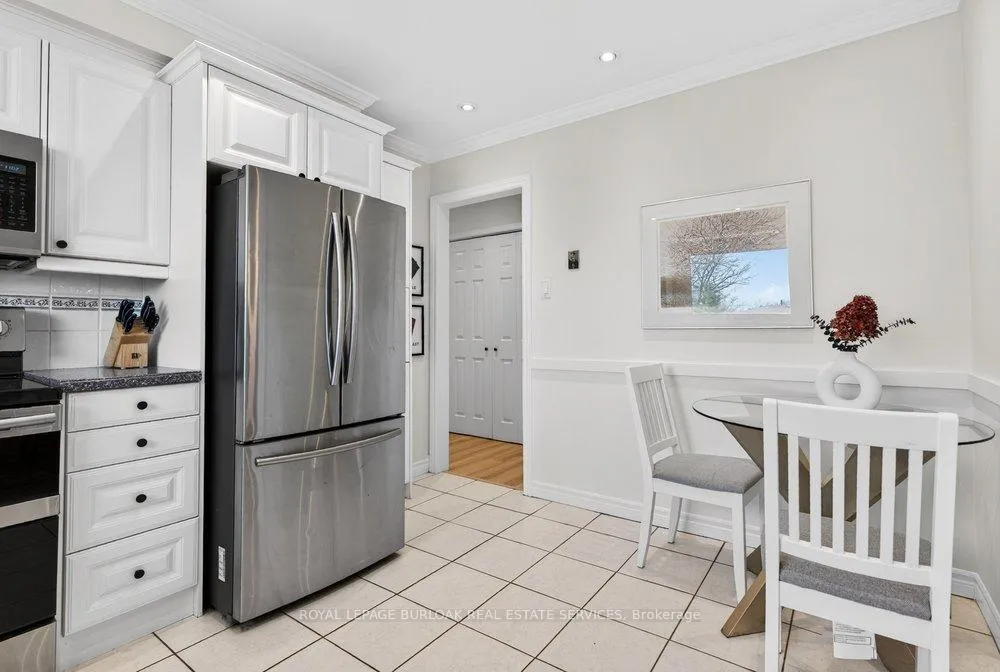 Photo 15 of 578 Holly Hill Crescent, Burlington, Appleby — HOMEH