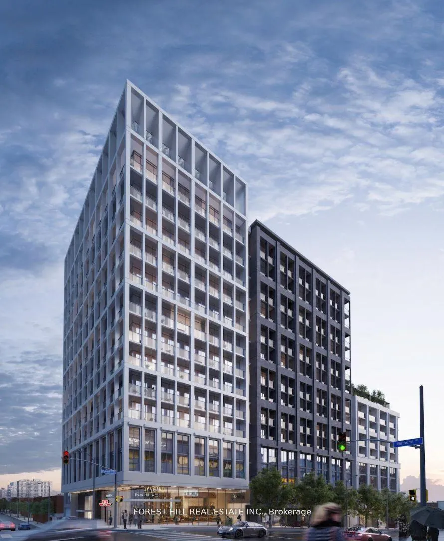 Front of Unit PH17, 2020 Bathurst Street