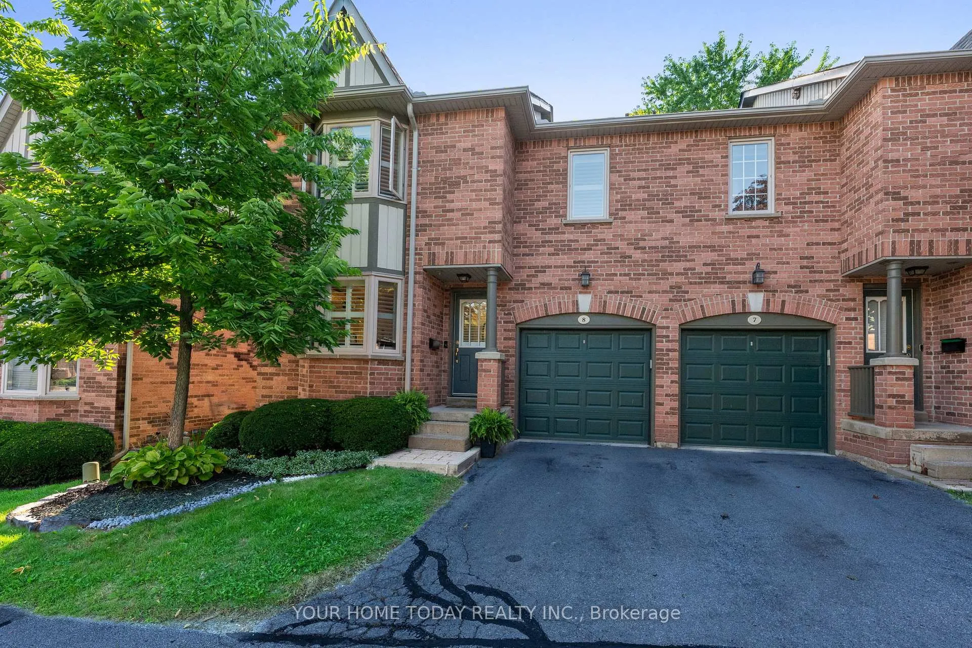 Front of Unit 8, 76 River Drive