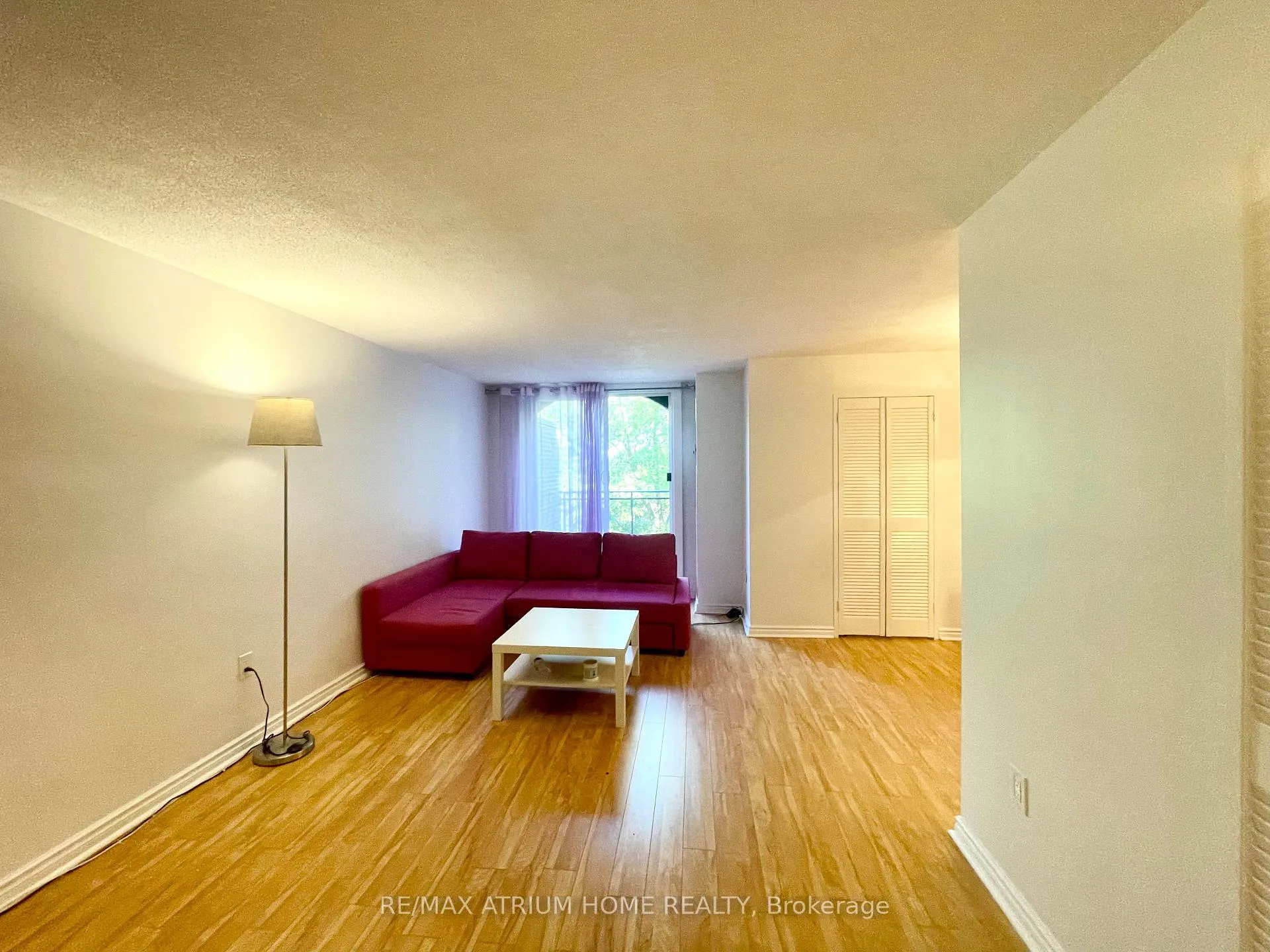 Photo 4 of Unit 332, 16A Elgin Street, Markham, Thornhill — HOMEH