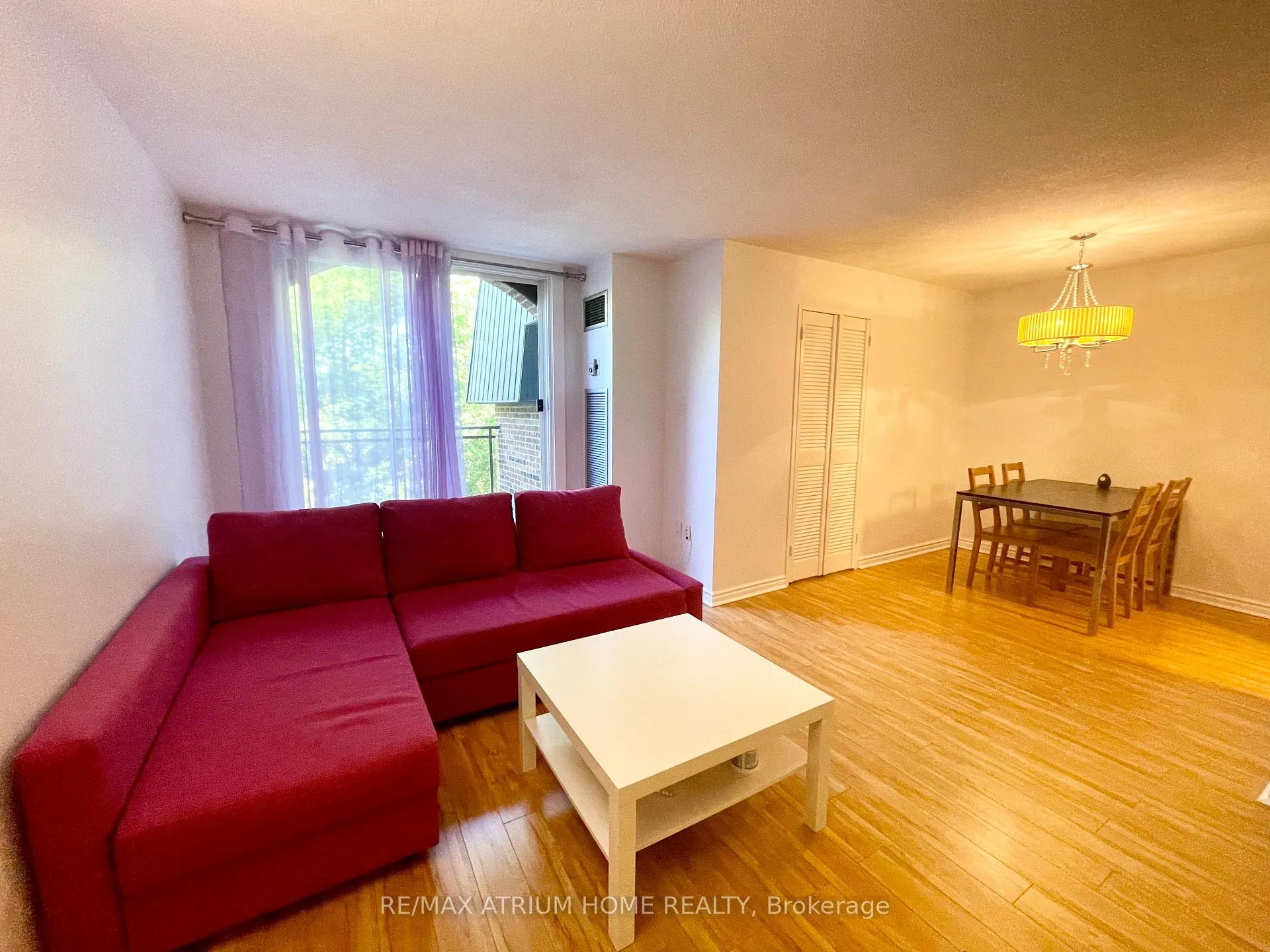 Photo 6 of Unit 332, 16A Elgin Street, Markham, Thornhill — HOMEH
