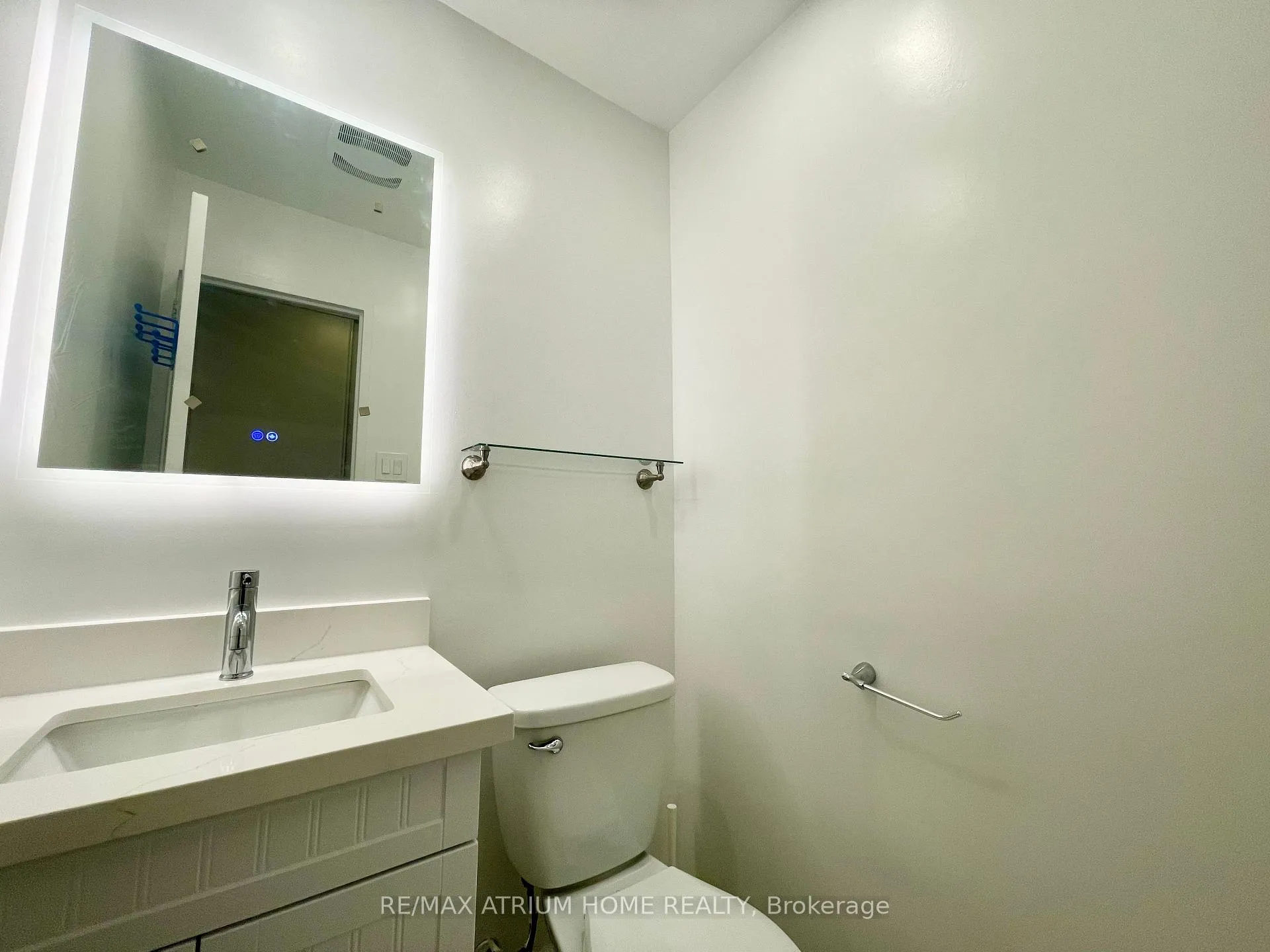 Photo 16 of Unit 332, 16A Elgin Street, Markham, Thornhill — HOMEH