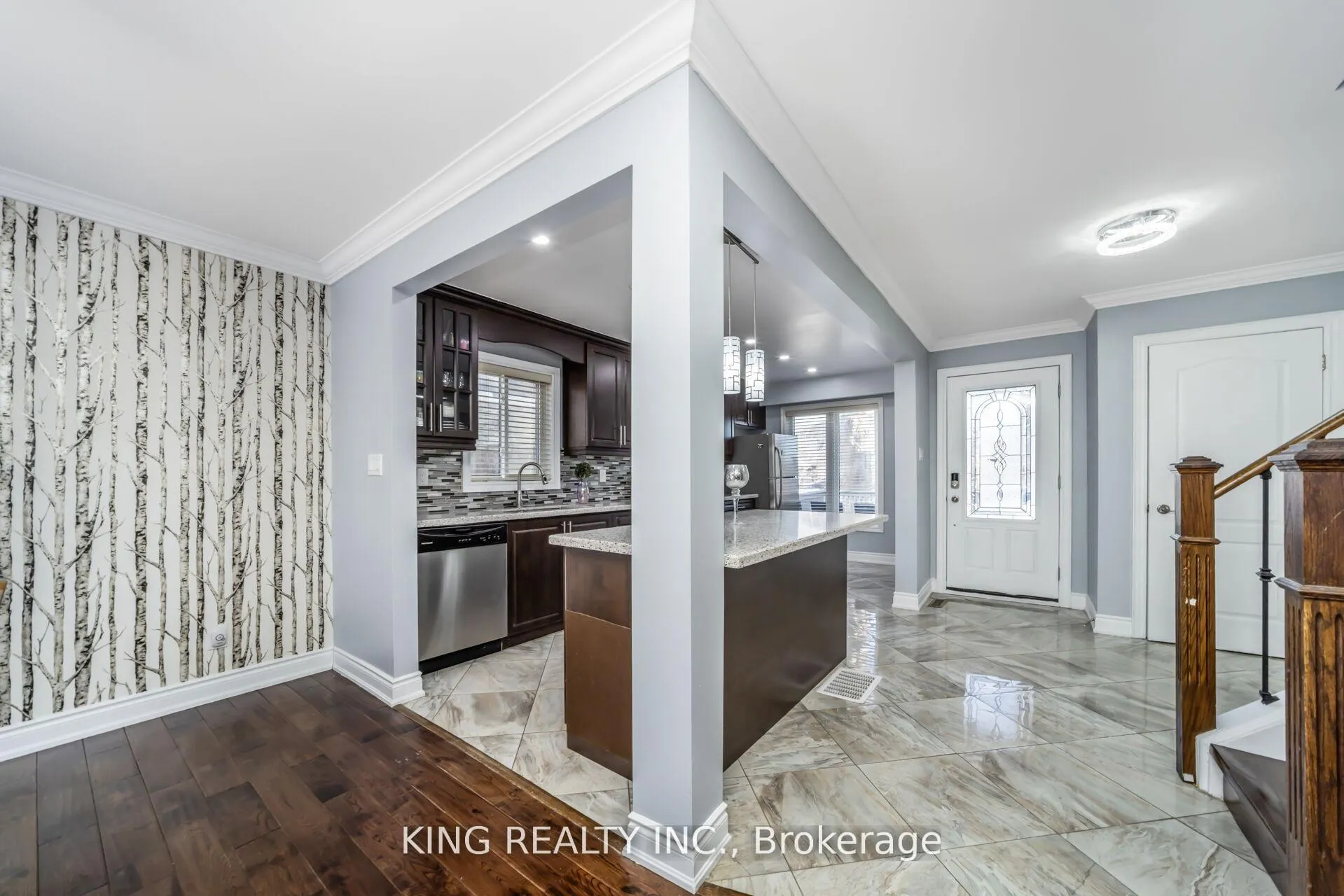 Photo 9 of 3 Nottawasaga Crescent, Brampton, Heart Lake West — HOMEH