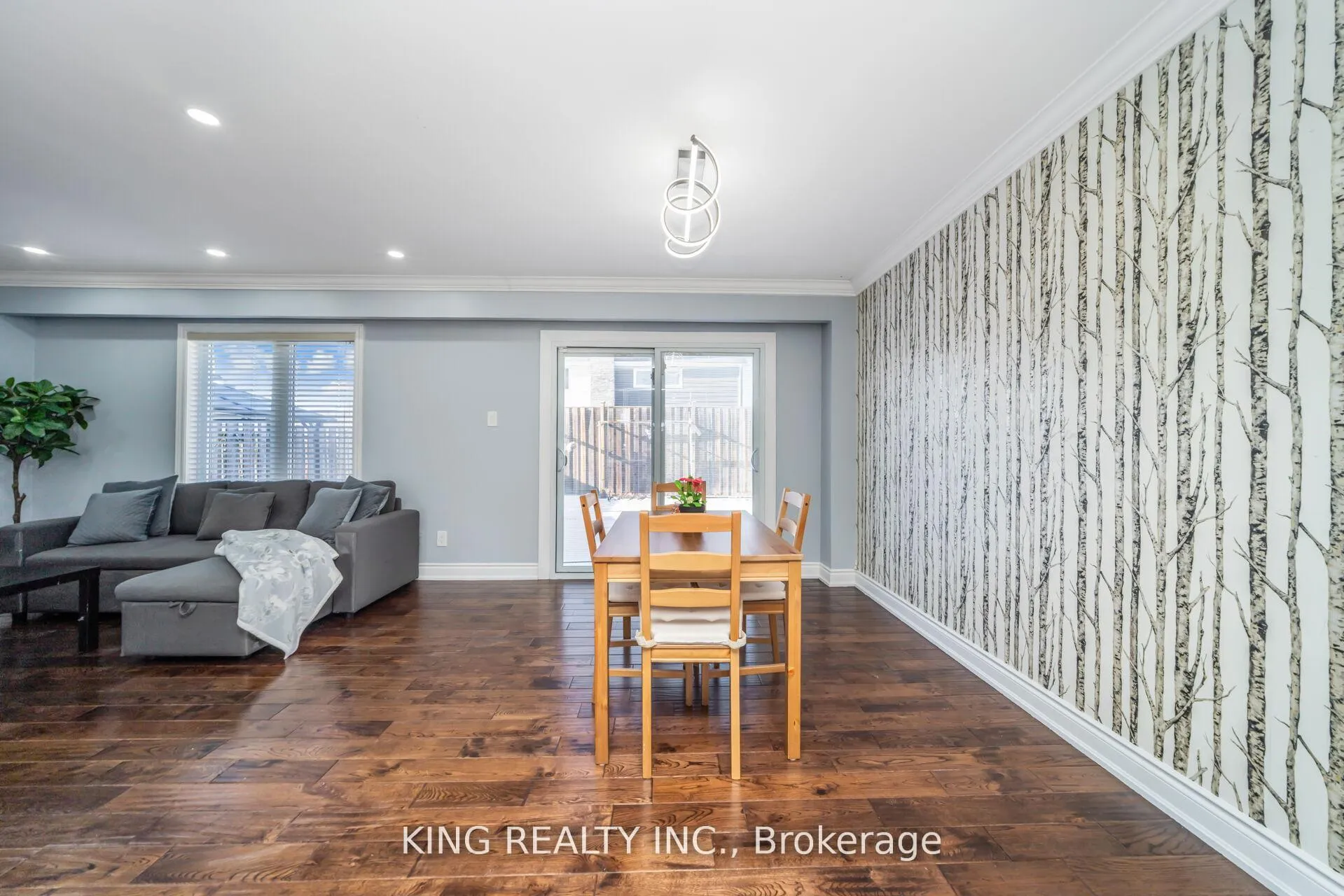 Photo 14 of 3 Nottawasaga Crescent, Brampton, Heart Lake West — HOMEH