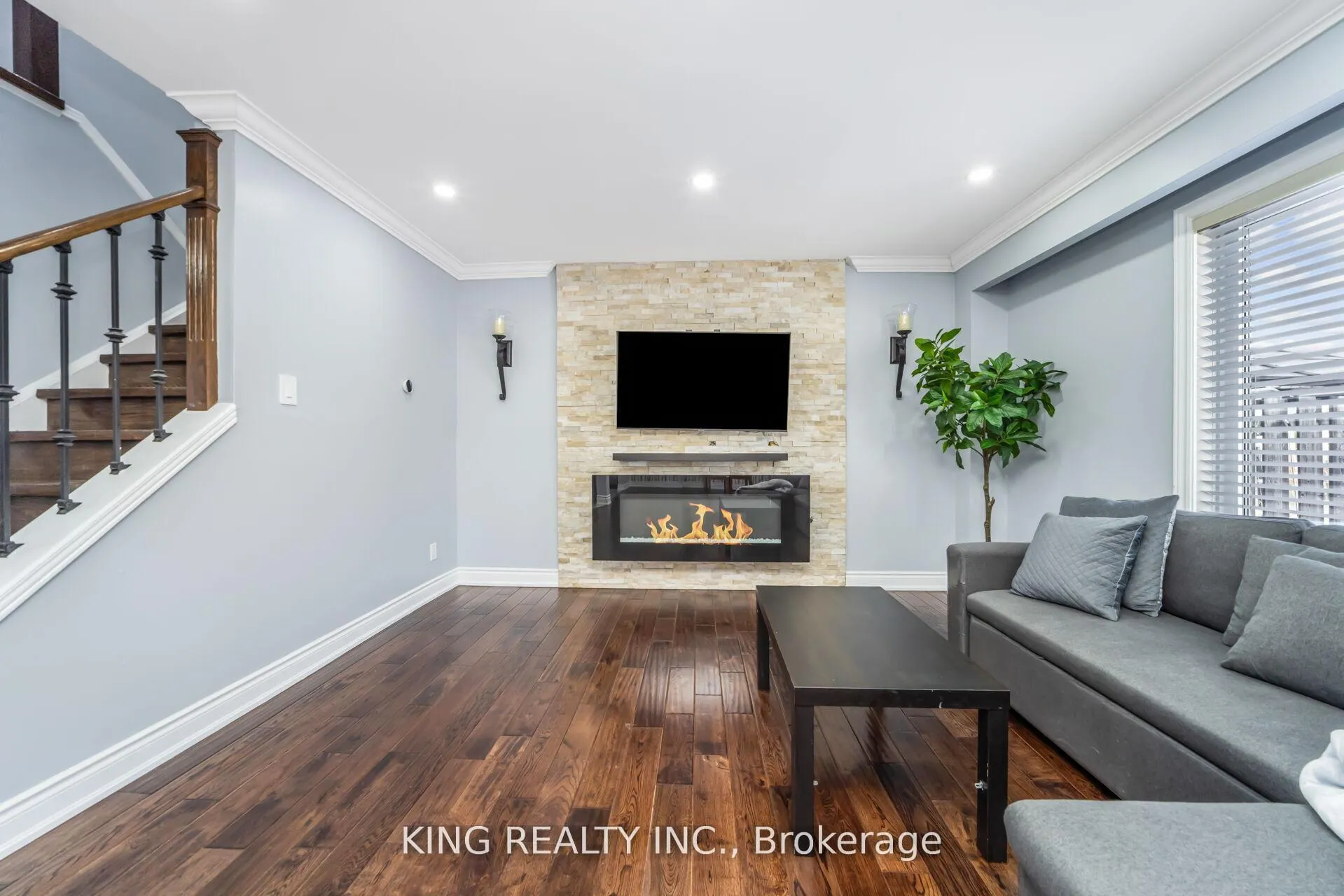 Photo 18 of 3 Nottawasaga Crescent, Brampton, Heart Lake West — HOMEH