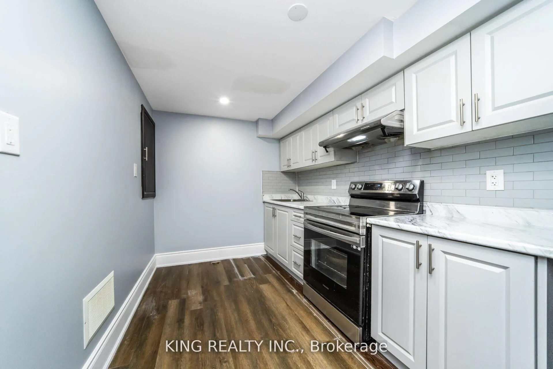 Photo 39 of 3 Nottawasaga Crescent, Brampton, Heart Lake West — HOMEH