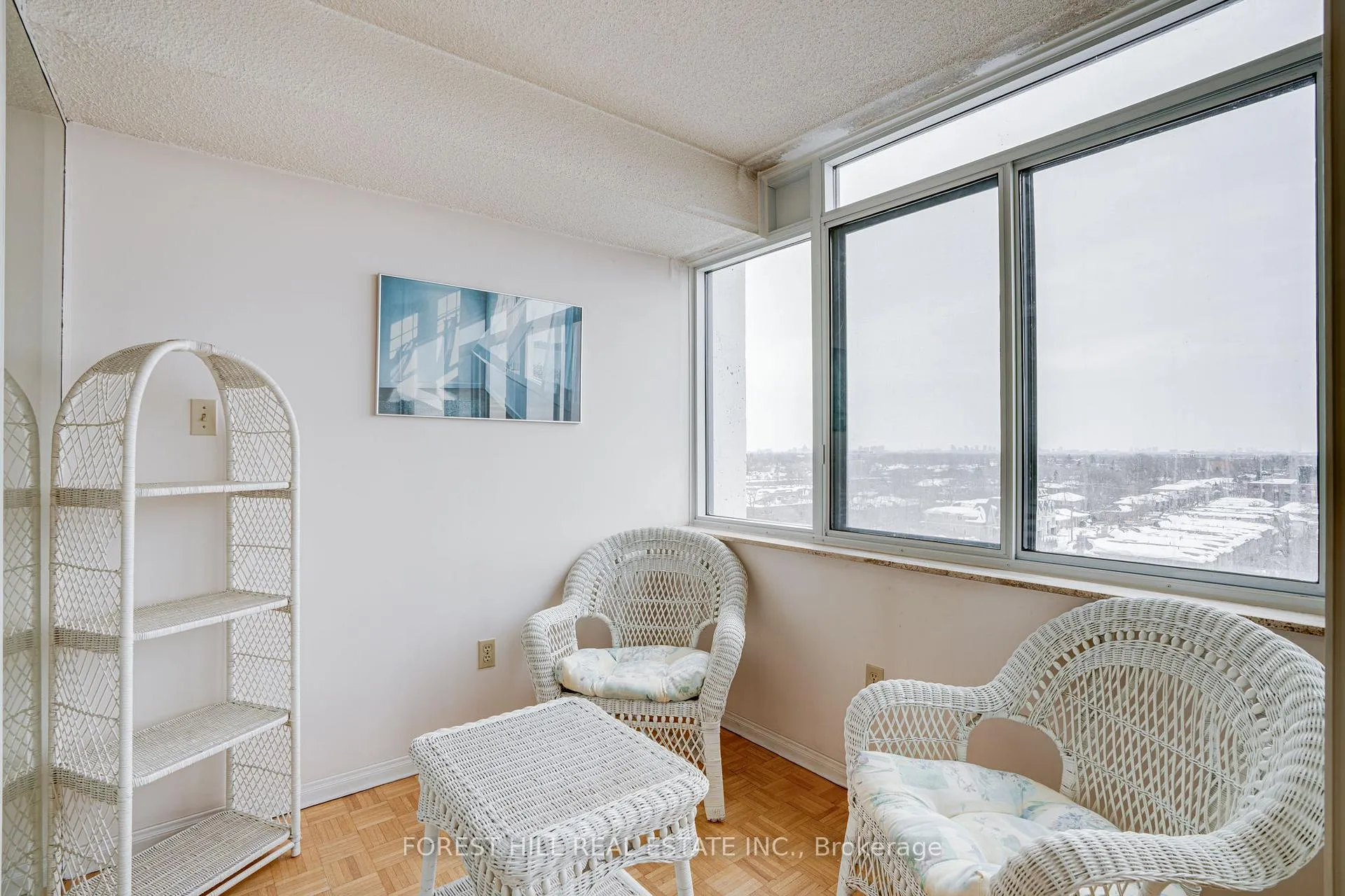 Photo 13 of Unit 904, 3000 Bathurst Street, Toronto, Englemount-Lawrence — HOMEH