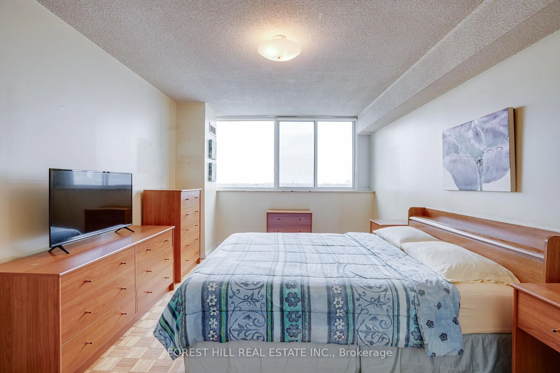 Photo 24 of Unit 904, 3000 Bathurst Street, Toronto, Englemount-Lawrence — HOMEH