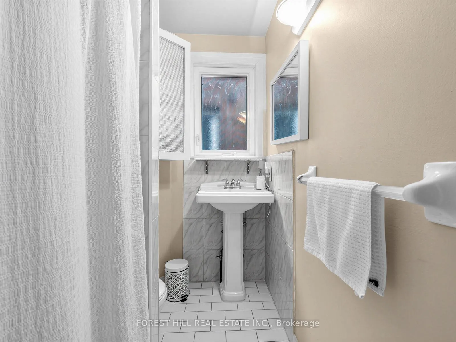 Photo 12 of 274 St Clarens Avenue, Toronto, Dufferin Grove — HOMEH