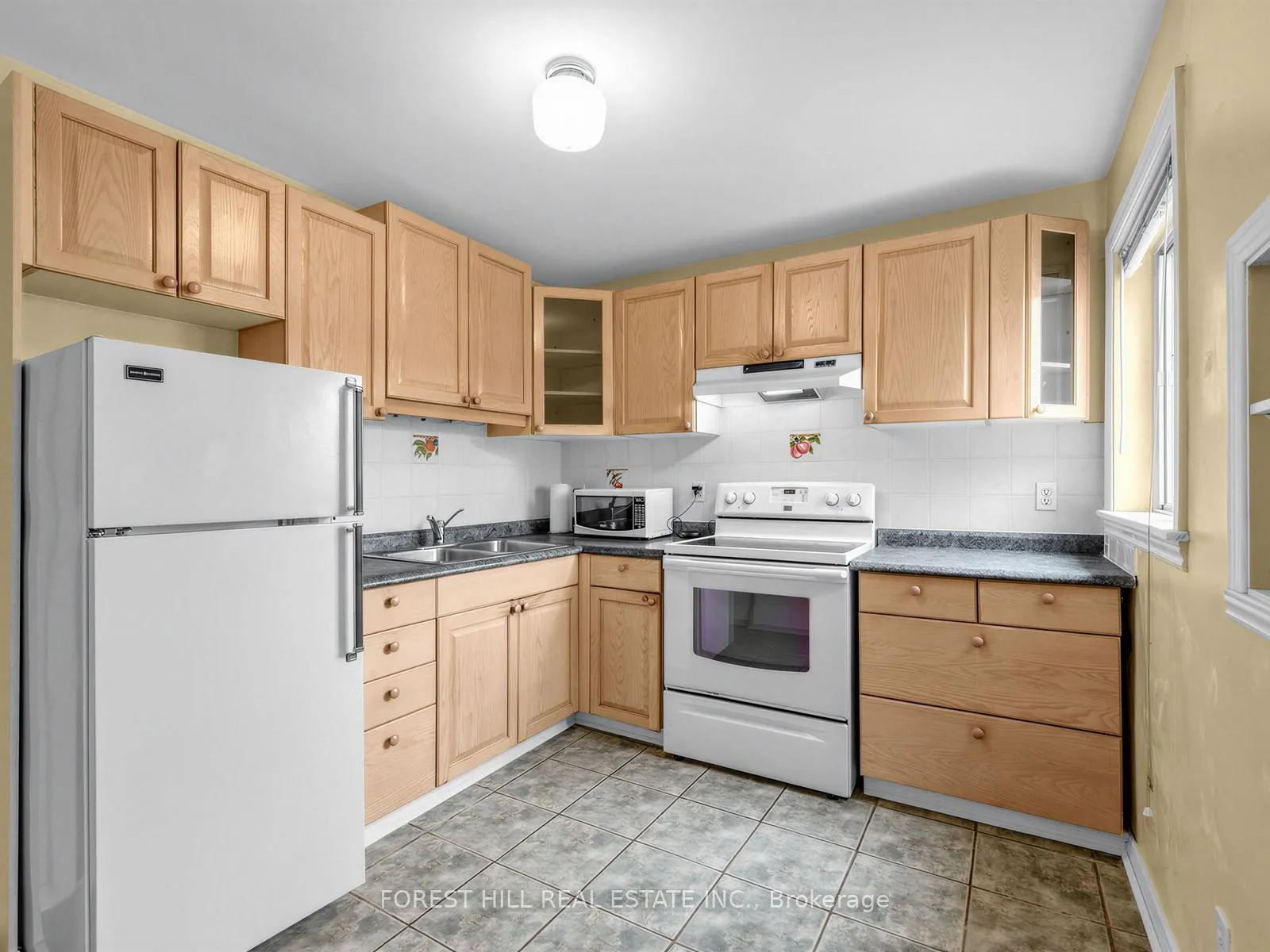Photo 13 of 274 St Clarens Avenue, Toronto, Dufferin Grove — HOMEH
