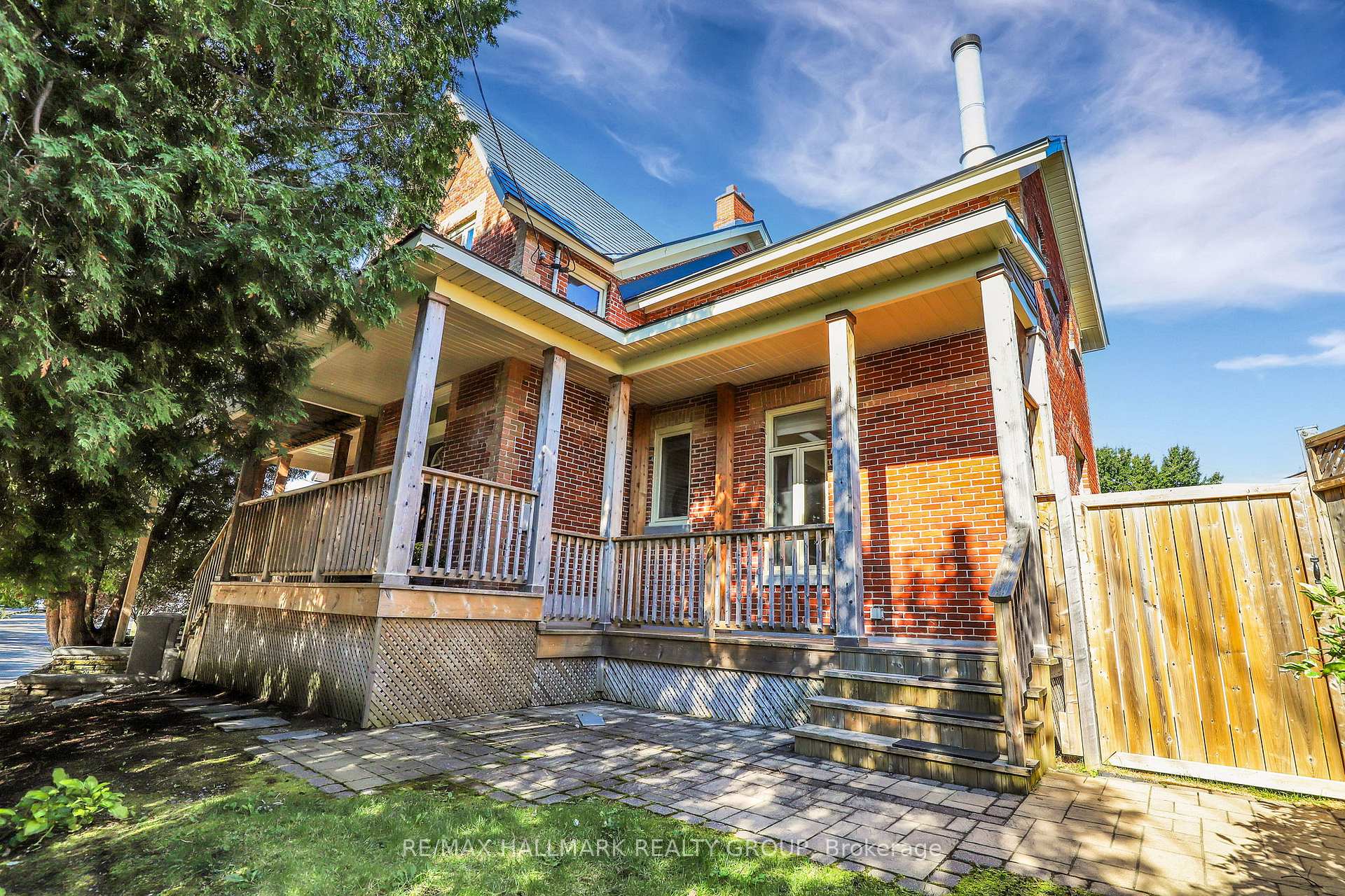 Photo 2 of 7 Clarey Avenue, Ottawa, Glebe — HOMEH