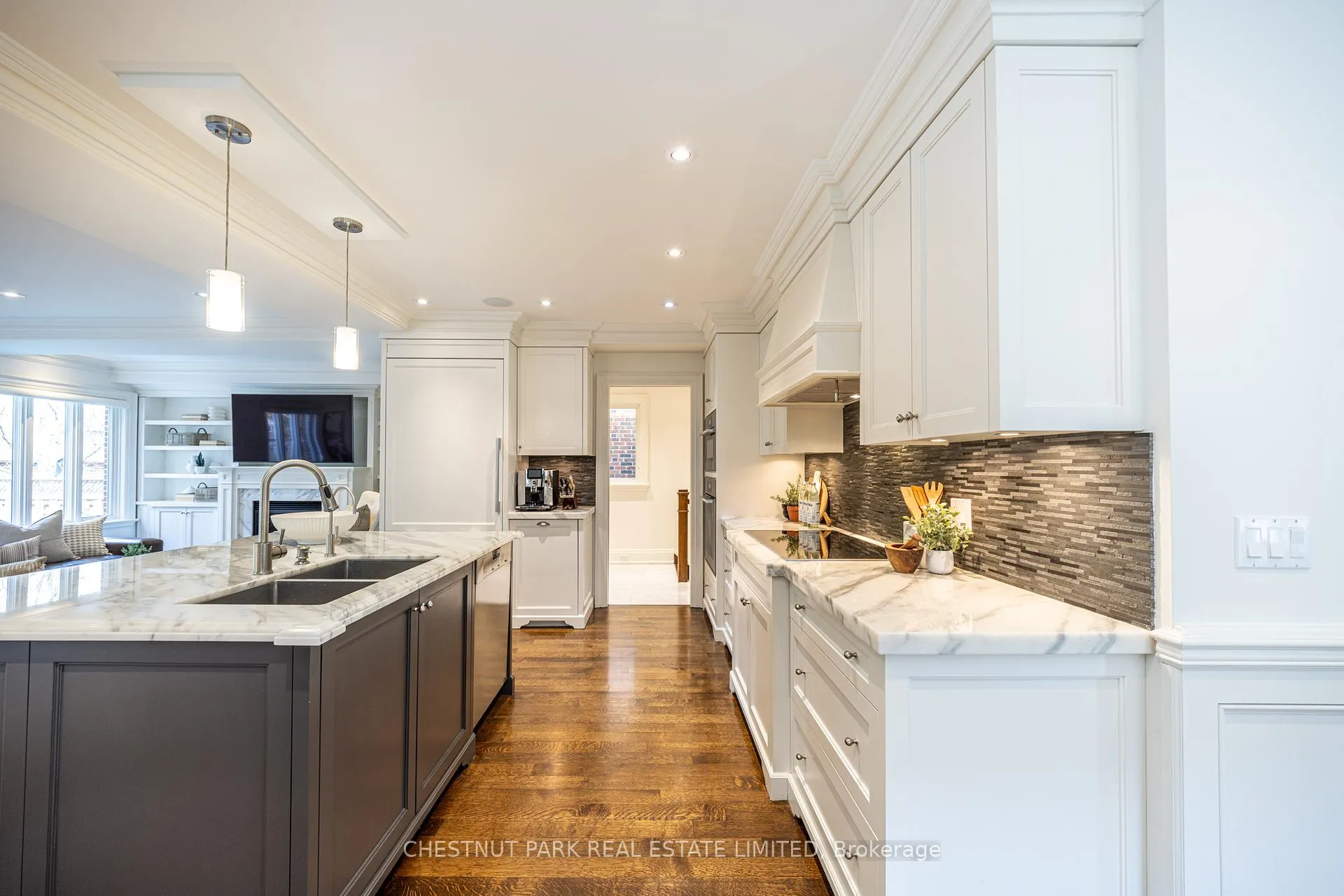 Photo 8 of 38 Annesley Avenue, Toronto, Leaside — HOMEH
