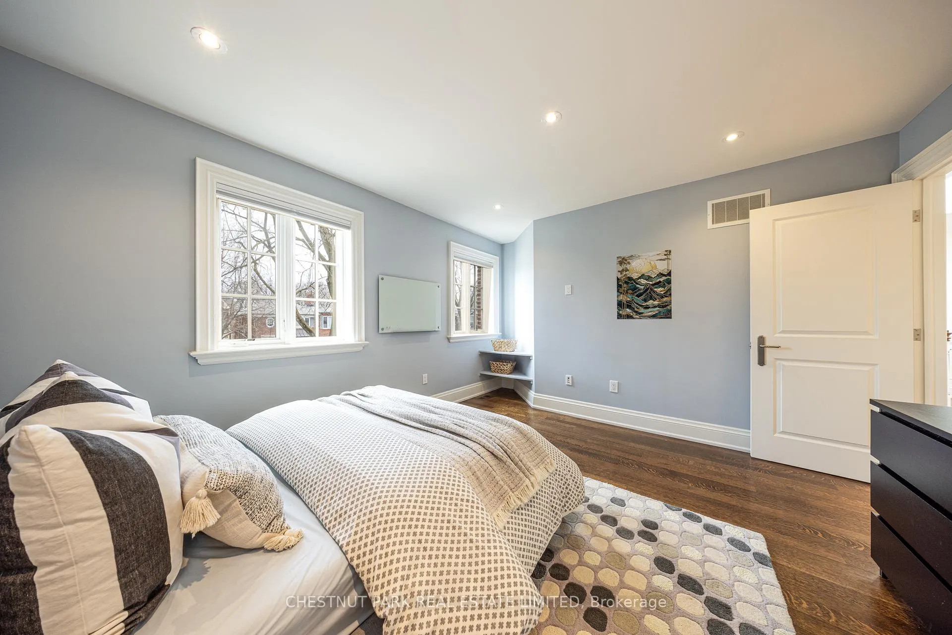 Photo 32 of 38 Annesley Avenue, Toronto, Leaside — HOMEH