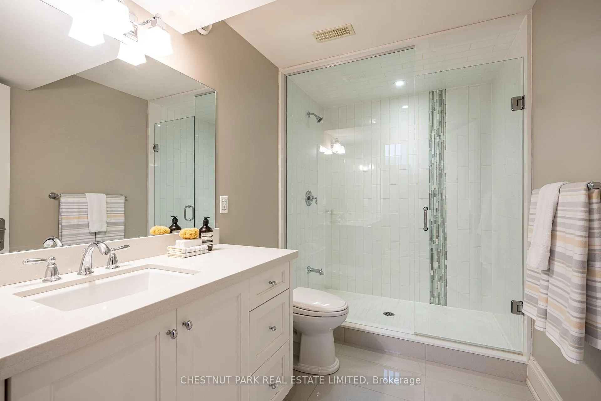 Photo 39 of 38 Annesley Avenue, Toronto, Leaside — HOMEH