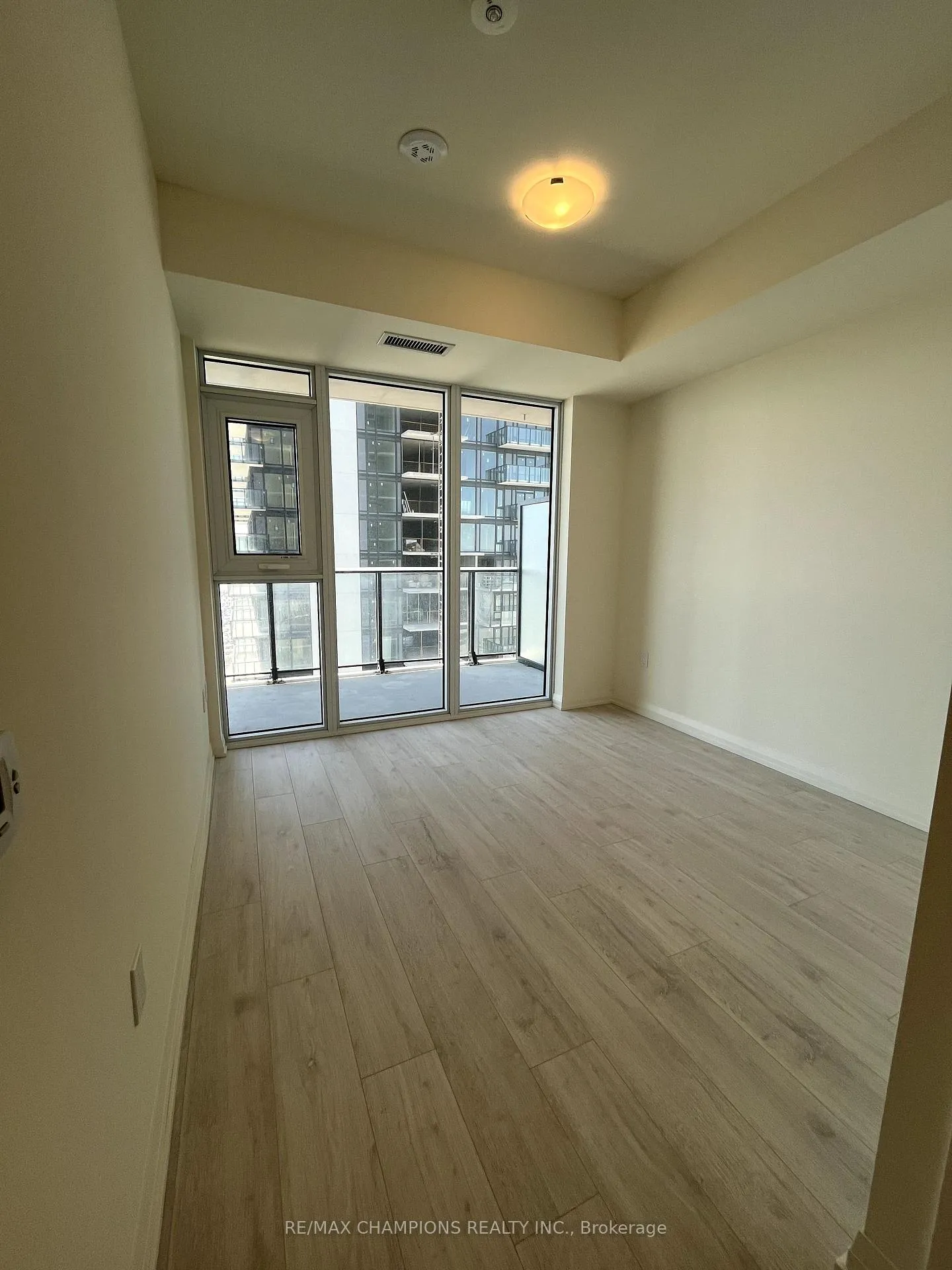 Photo 16 of Unit 1911, 8960 Jane Street, Vaughan, Vellore Village — HOMEH