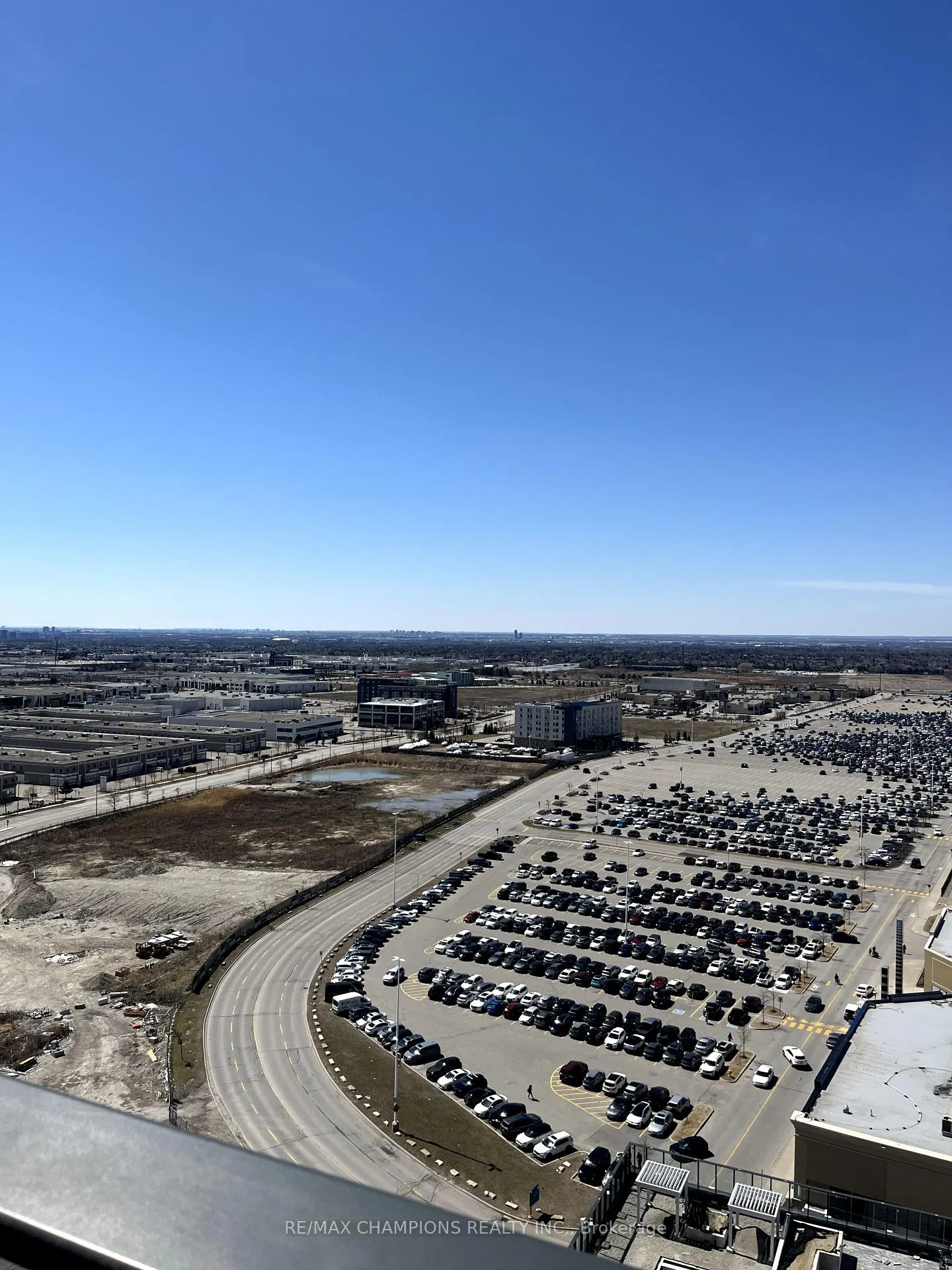 Photo 23 of Unit 1911, 8960 Jane Street, Vaughan, Vellore Village — HOMEH