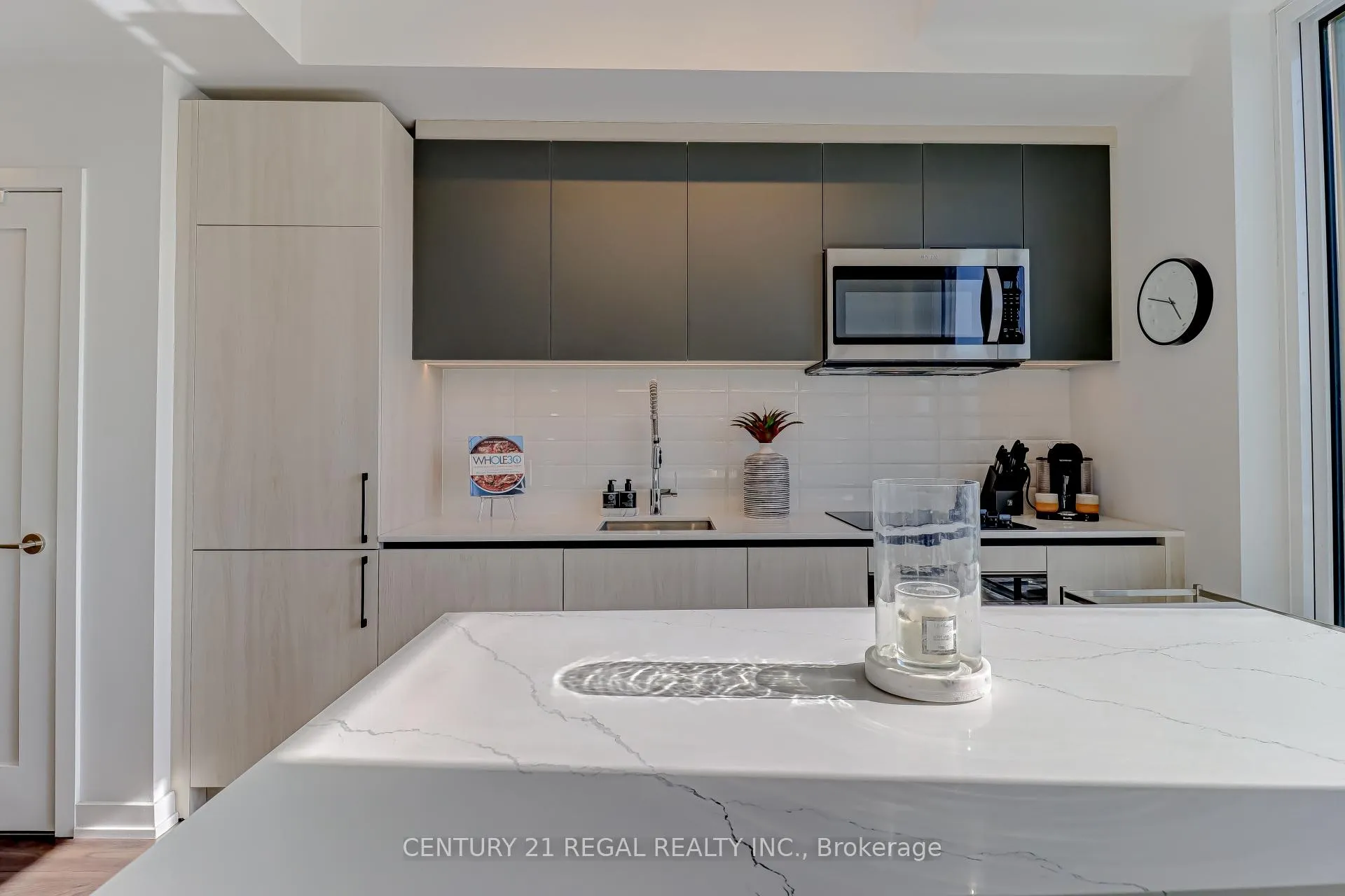 Photo 6 of Unit 808, 150 Logan Avenue, Toronto, South Riverdale — HOMEH
