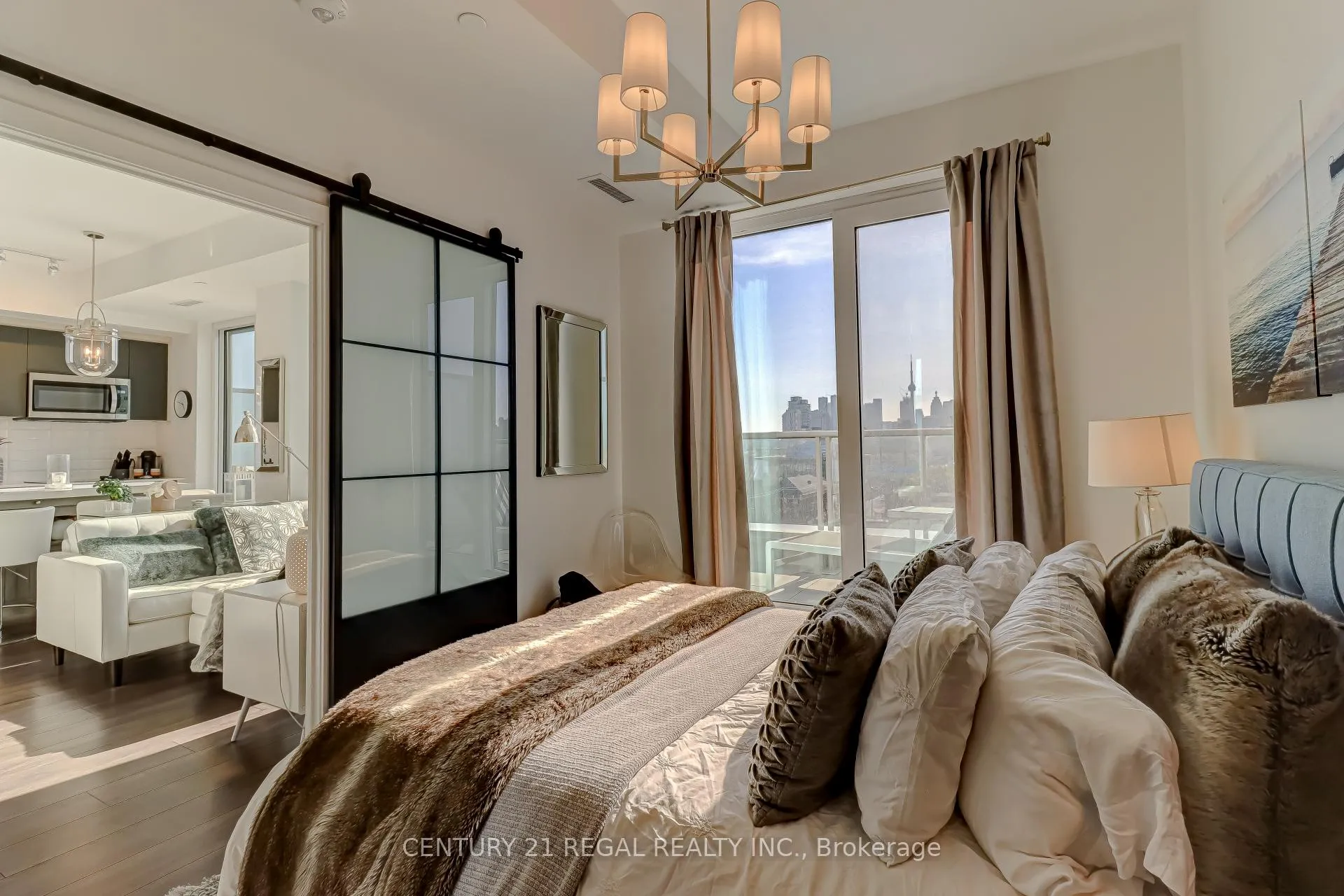 Photo 10 of Unit 808, 150 Logan Avenue, Toronto, South Riverdale — HOMEH