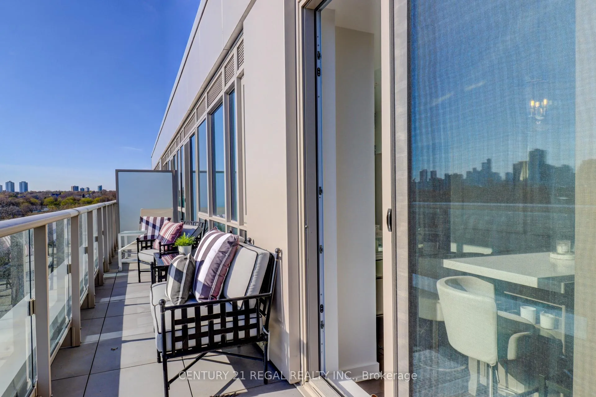 Photo 16 of Unit 808, 150 Logan Avenue, Toronto, South Riverdale — HOMEH