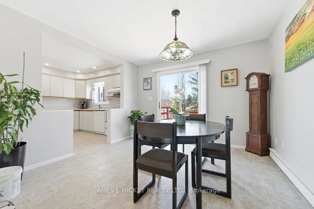 Photo 3 of 101 Frontenac Crescent, Deep River — HOMEH