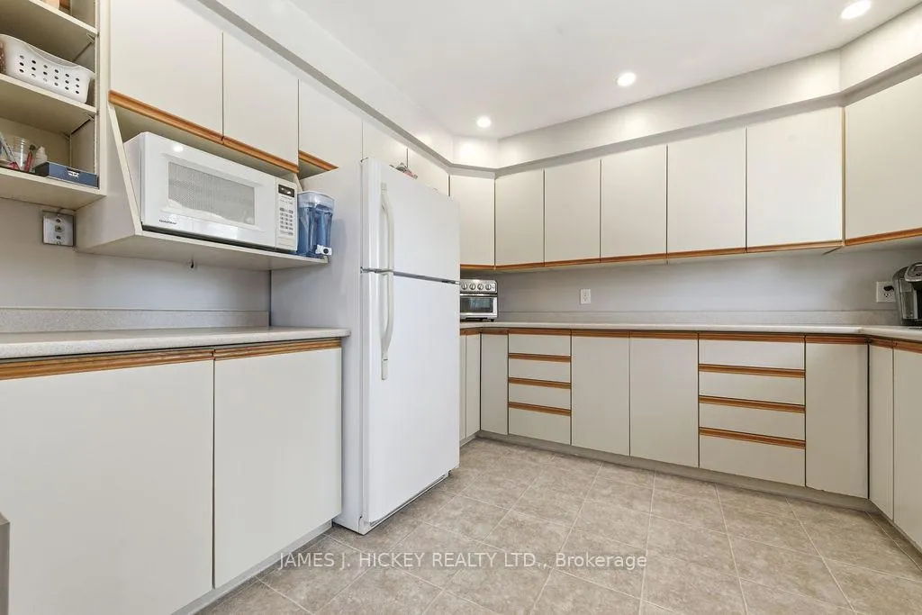 Photo 5 of 101 Frontenac Crescent, Deep River — HOMEH