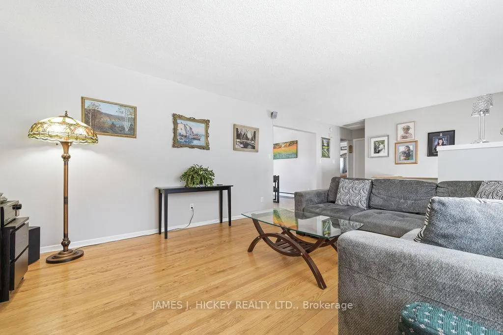 Photo 13 of 101 Frontenac Crescent, Deep River — HOMEH