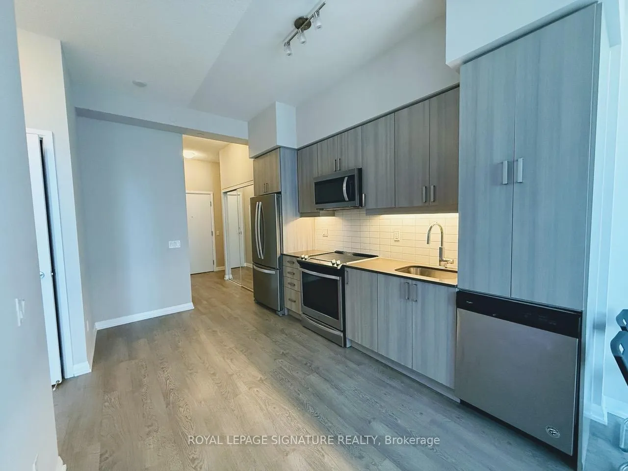 Photo 1 of Unit 1009, 7895 Jane Street, Vaughan, Concord — HOMEH