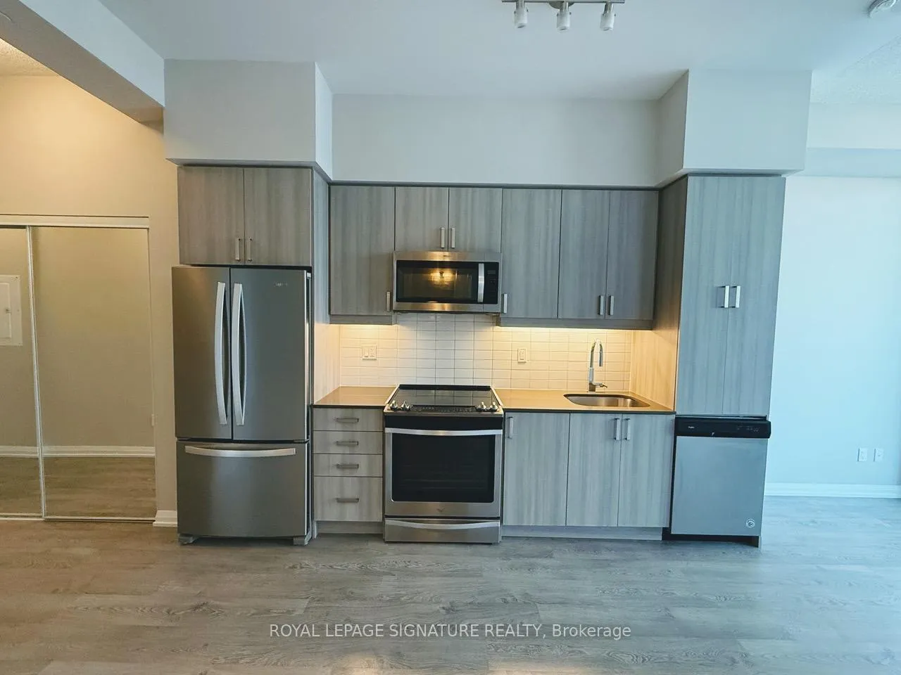 Photo 12 of Unit 1009, 7895 Jane Street, Vaughan, Concord — HOMEH