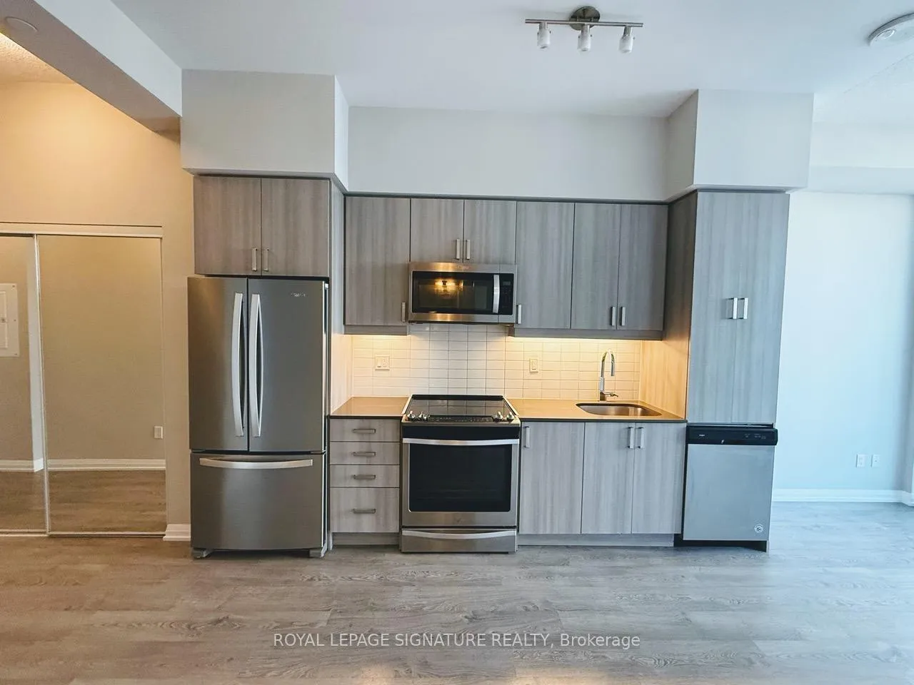 Photo 14 of Unit 1009, 7895 Jane Street, Vaughan, Concord — HOMEH