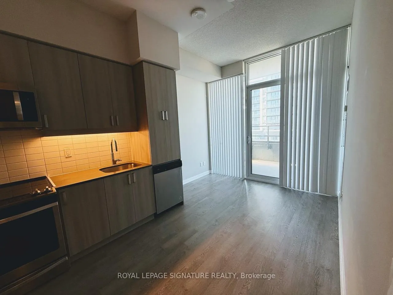 Photo 16 of Unit 1009, 7895 Jane Street, Vaughan, Concord — HOMEH